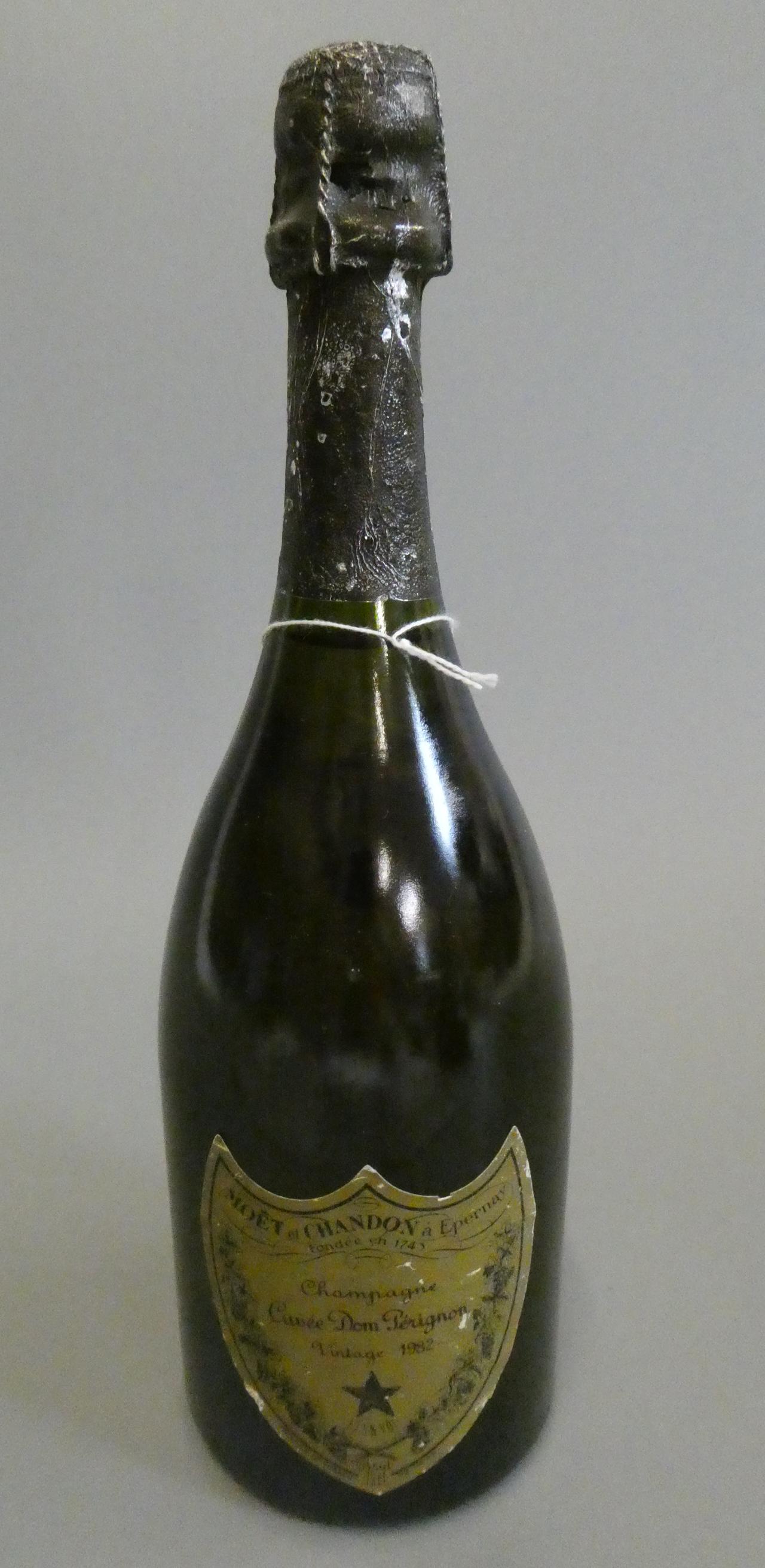 1 bottle Moet et Chandon, 1982, Dom Perignon (Est. plus 24% premium inc. VAT) Image
