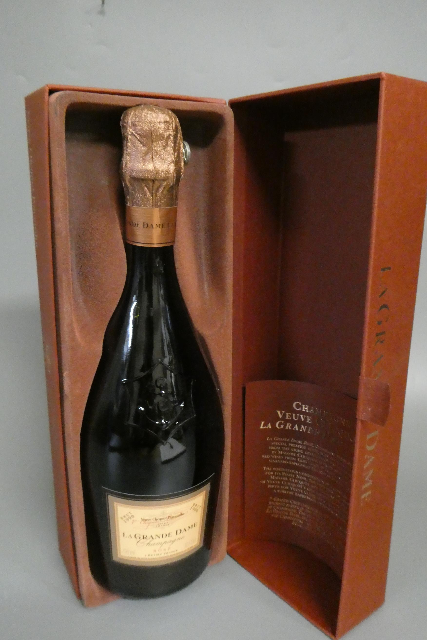1 bottle La Grande Dame, 1990 Veuve Clicquot Ponsardin, champagne rose, boxed (Est. plus 24% premium Image
