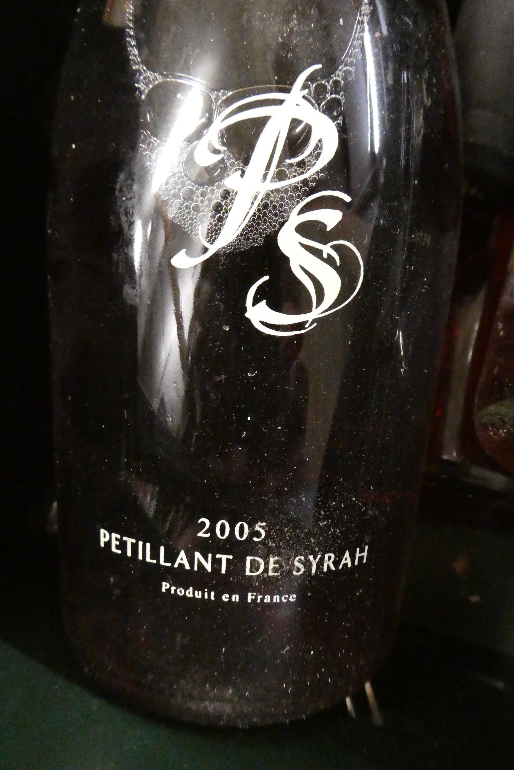 8 bottles Petillant de Syrah PS rose, 4 2005 & 4 2006 (Est. plus 24% premium inc. VAT) Image
