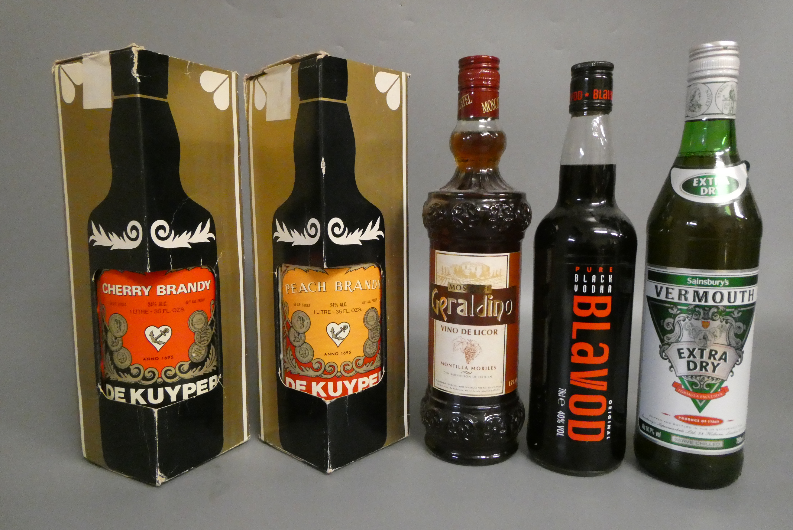 5 mixed liqueurs Image