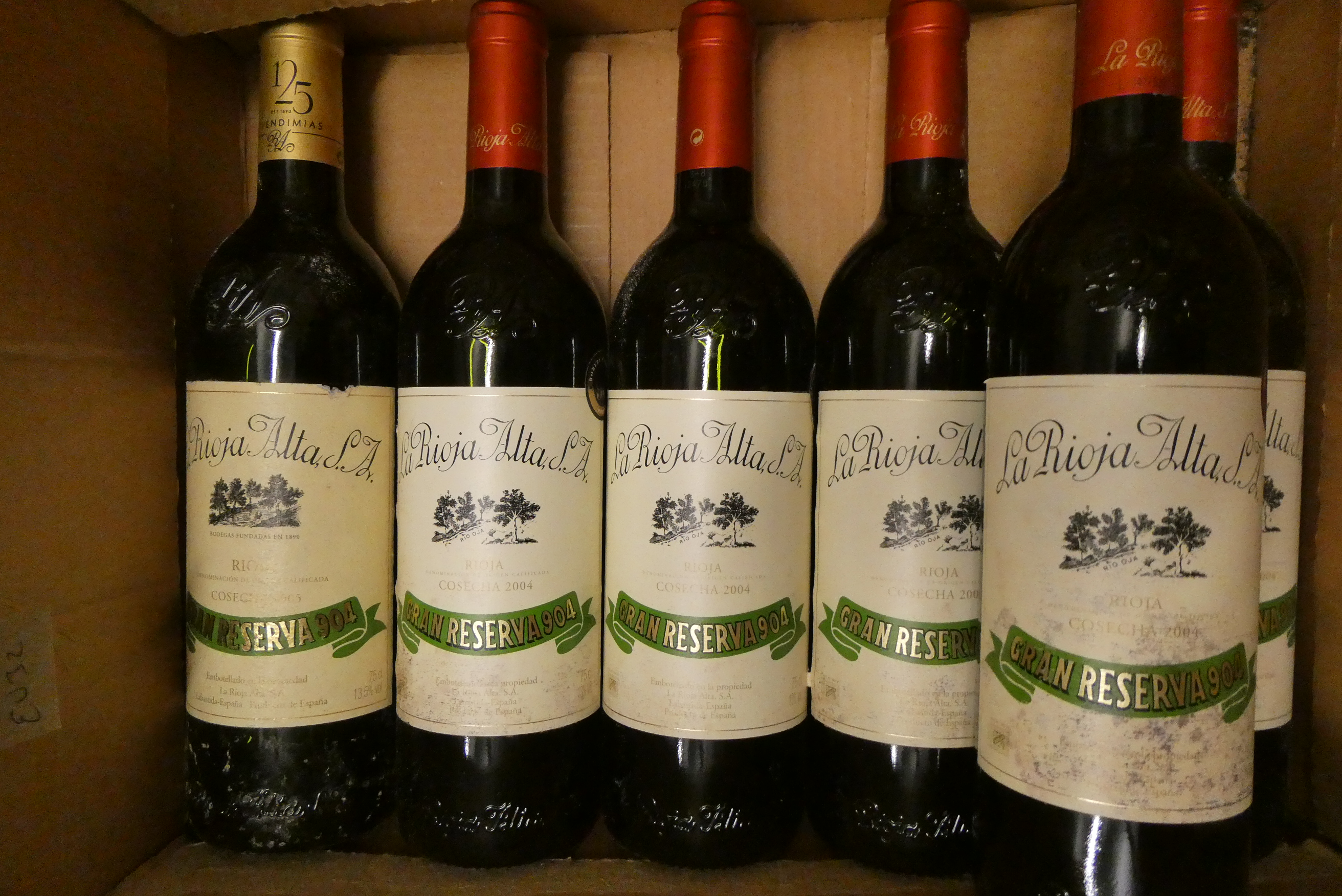 6 bottles La Rioja Alta, Gran Reserva 904, rioja, comprising 5 2004 & 1 2005 (Est. plus 24% premium Image