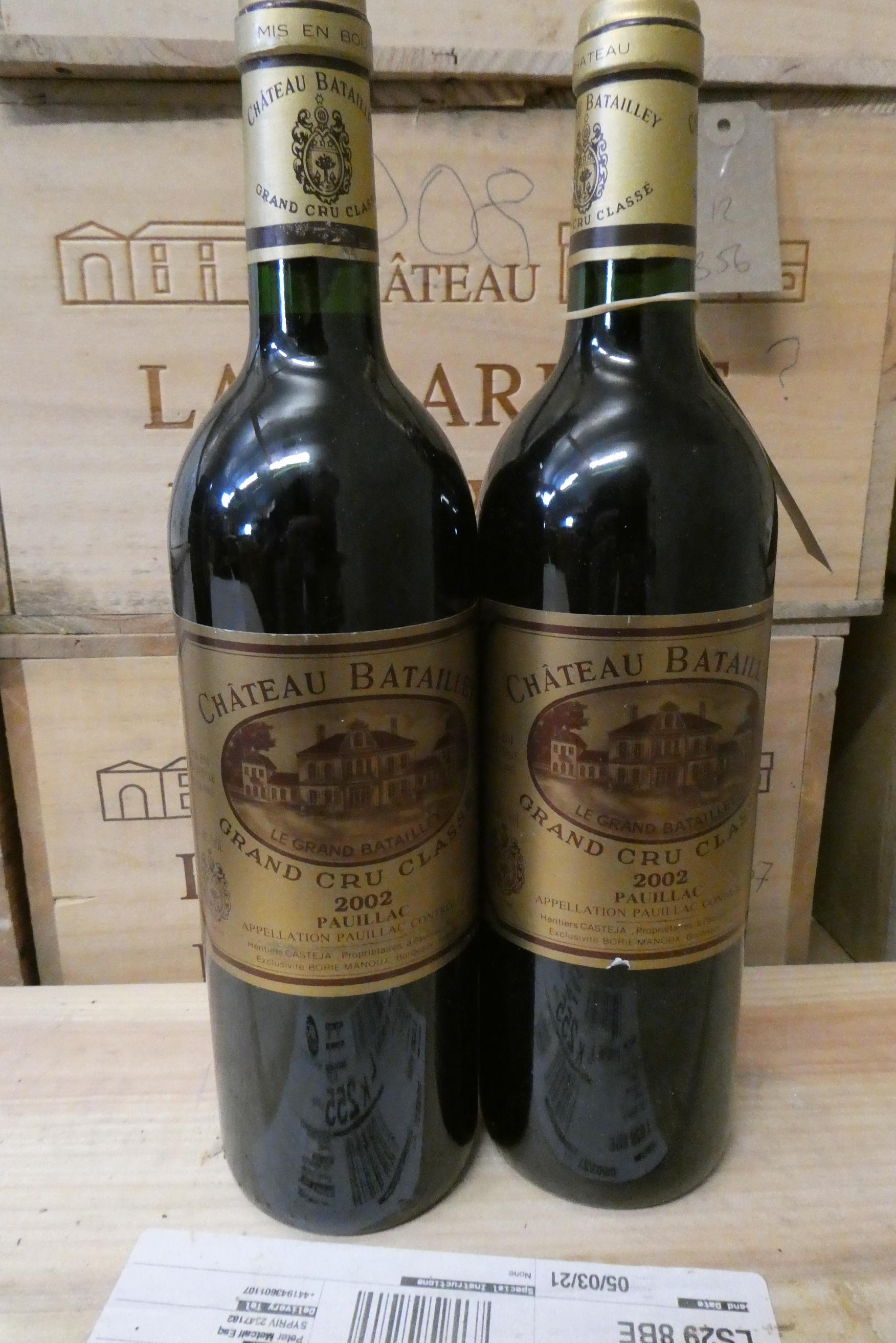 2 bottles Chateau Batailley, 2002, Pauillac, grand cru classe Image