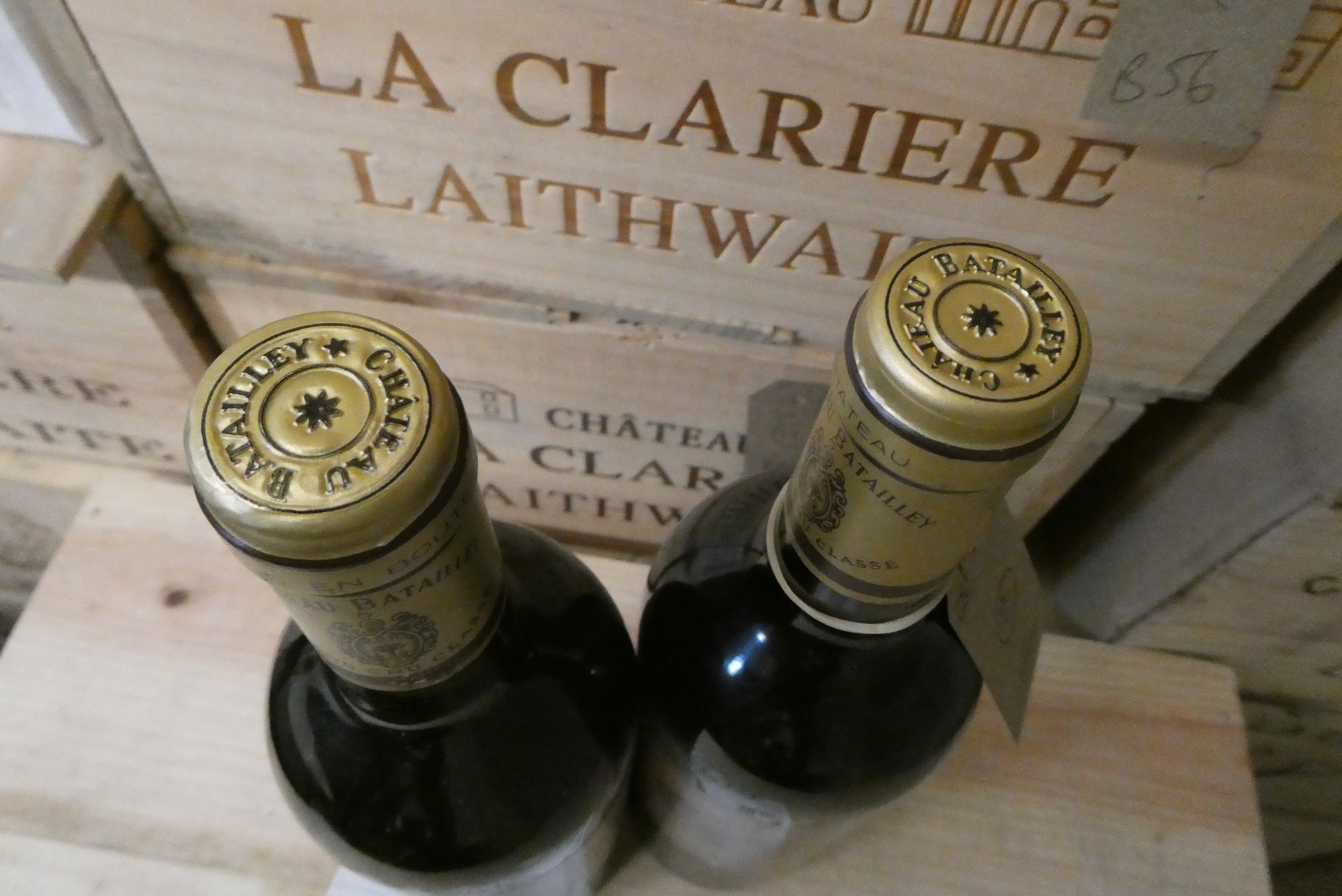 2 bottles Chateau Batailley, 2002, Pauillac, grand cru classe Image