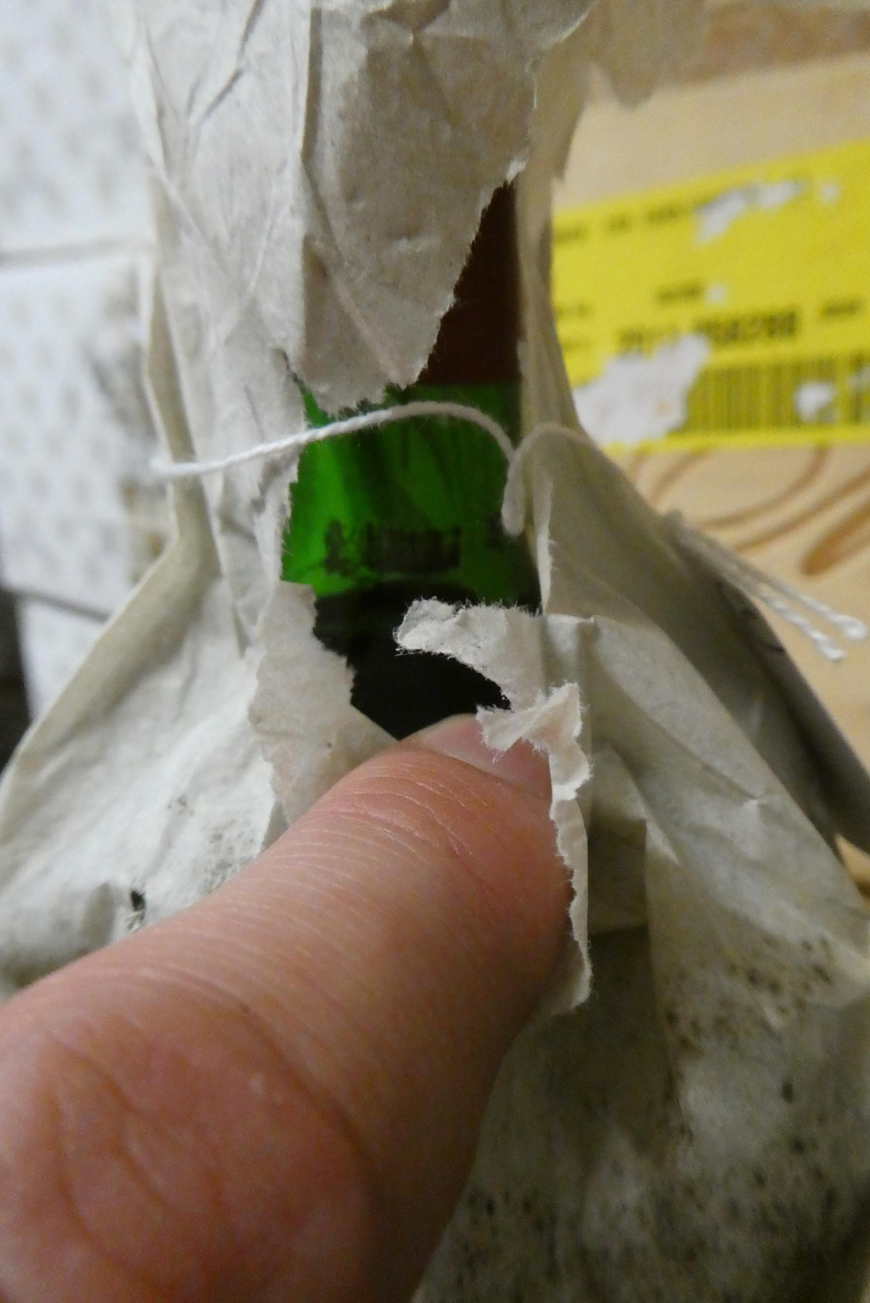 2 bottles Les Forts de Latour, 1979, pauillac (Est. plus 24% premium inc. VAT) Image