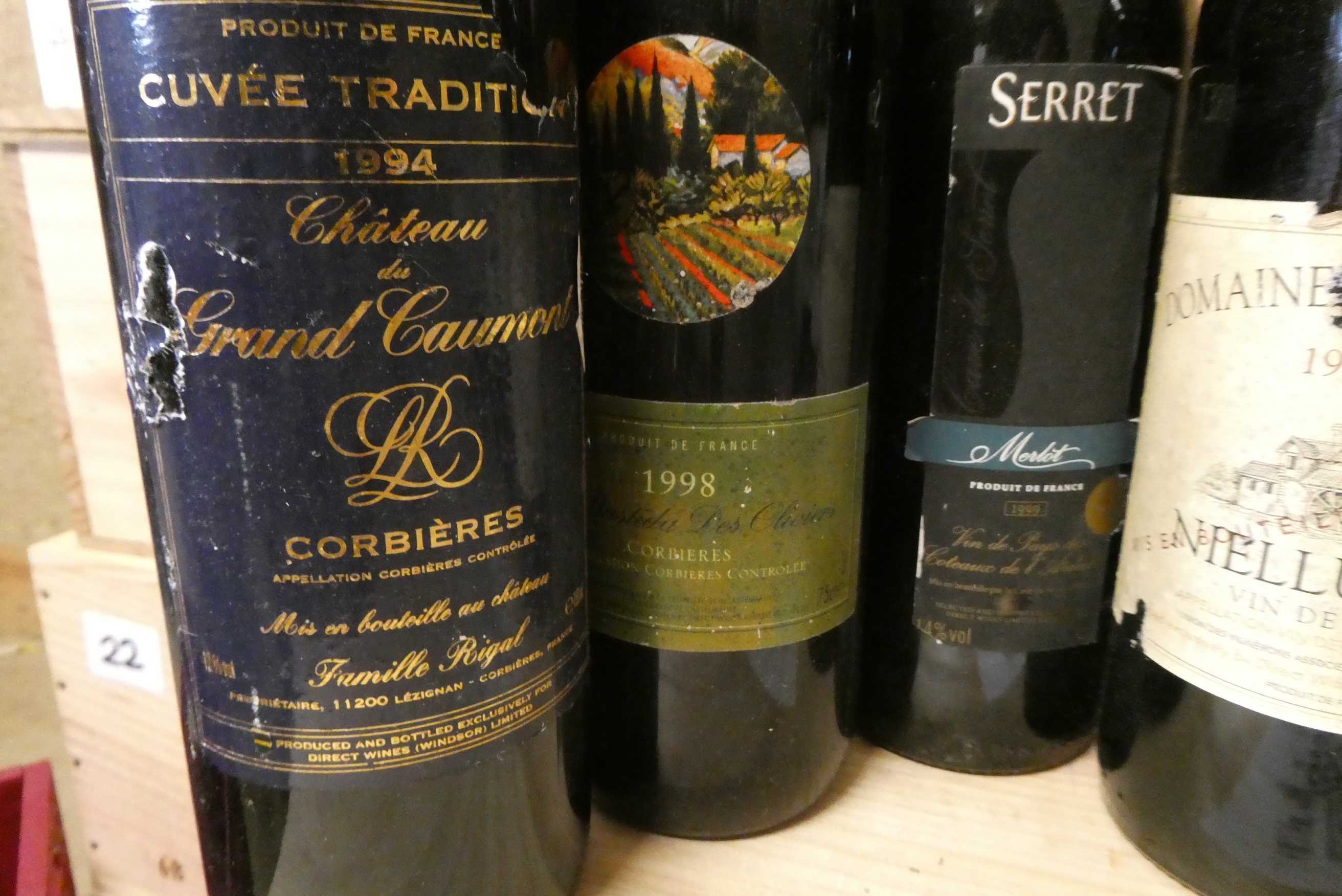 7 bottles red Bordeaux Image