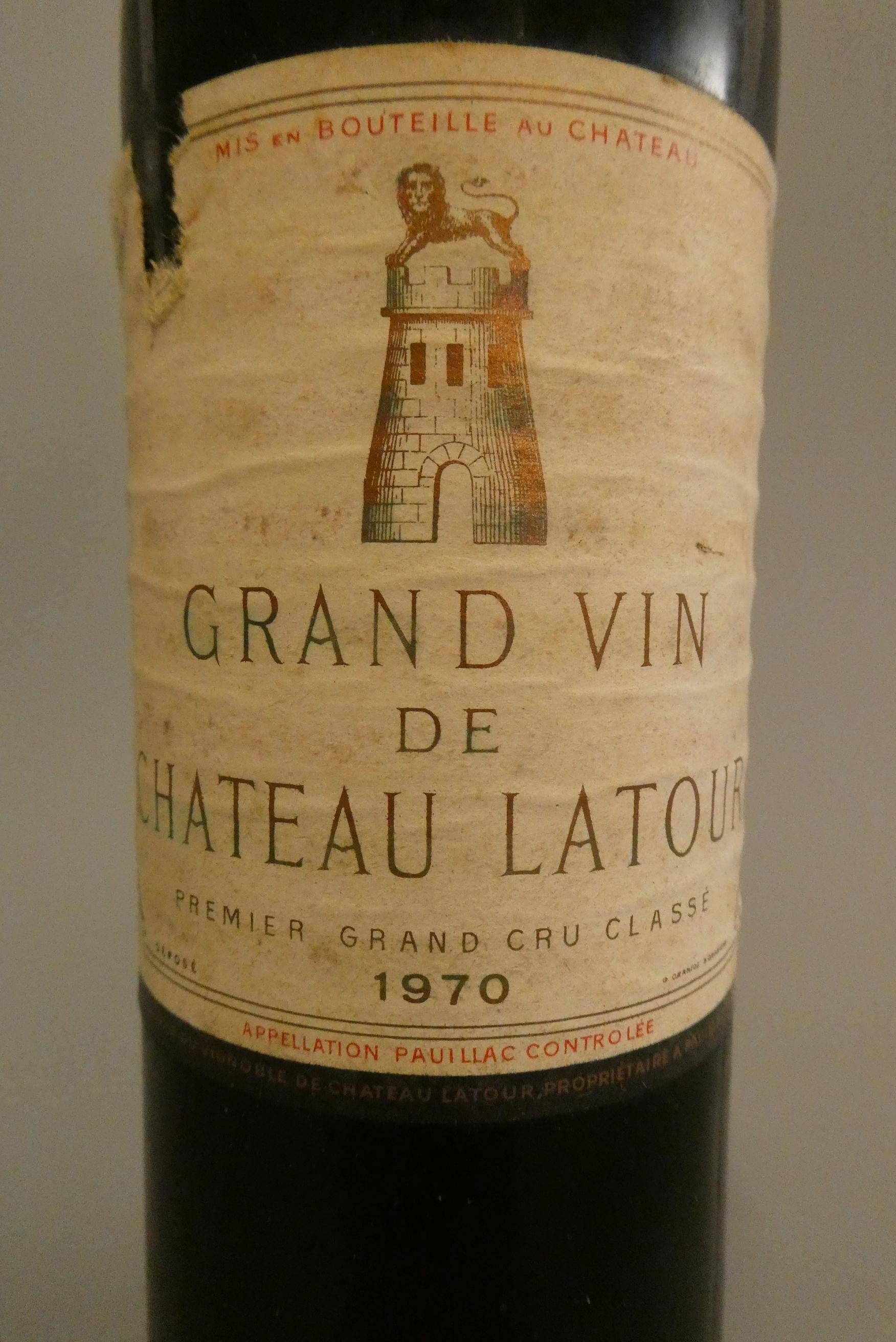 1 bottle Grand Vin de Chateau Latour, 1970, premier grand cru classe (Est. plus 24% premium inc. Image