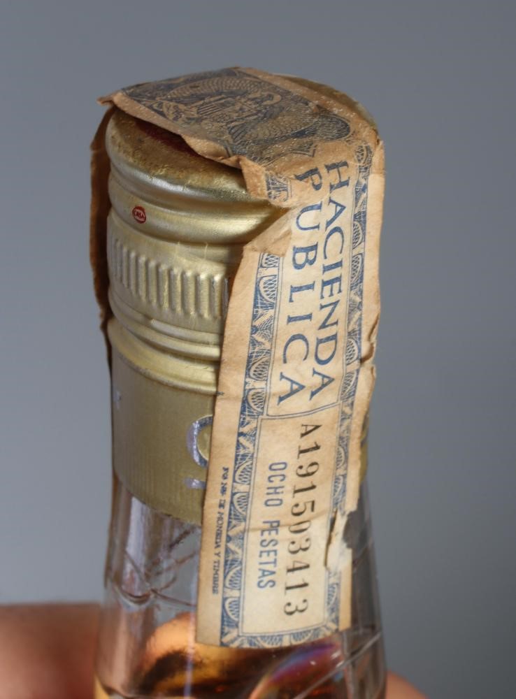 1 bottle yellow Chartreuse, L. Garnier, 40° (Est. plus 24% premium inc. VAT) Image