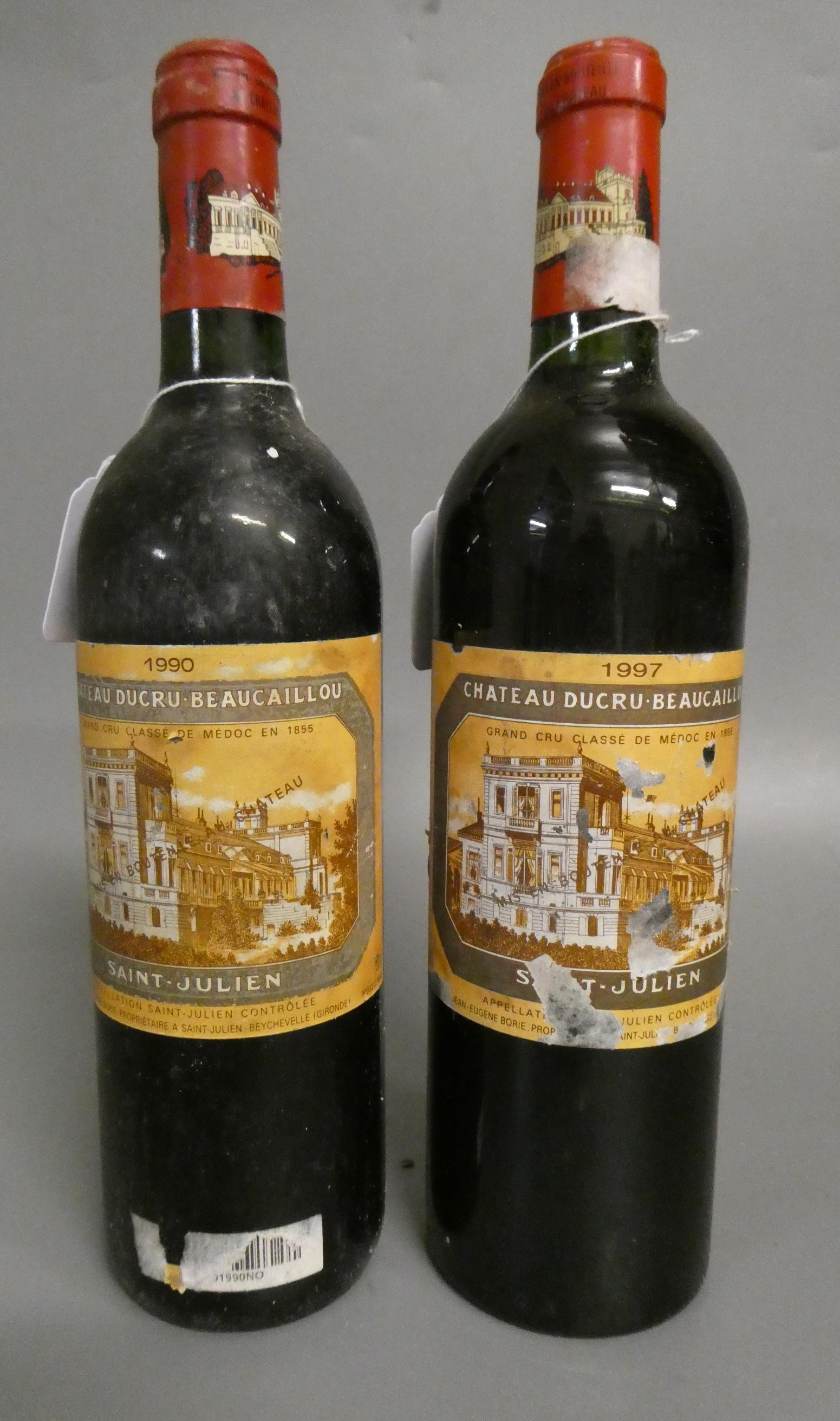 2 bottles Cheateau Ducru-Beaucaillou, Saint-Julien, grand cru classe de medoc, comprising 1 1990 & 1 Image