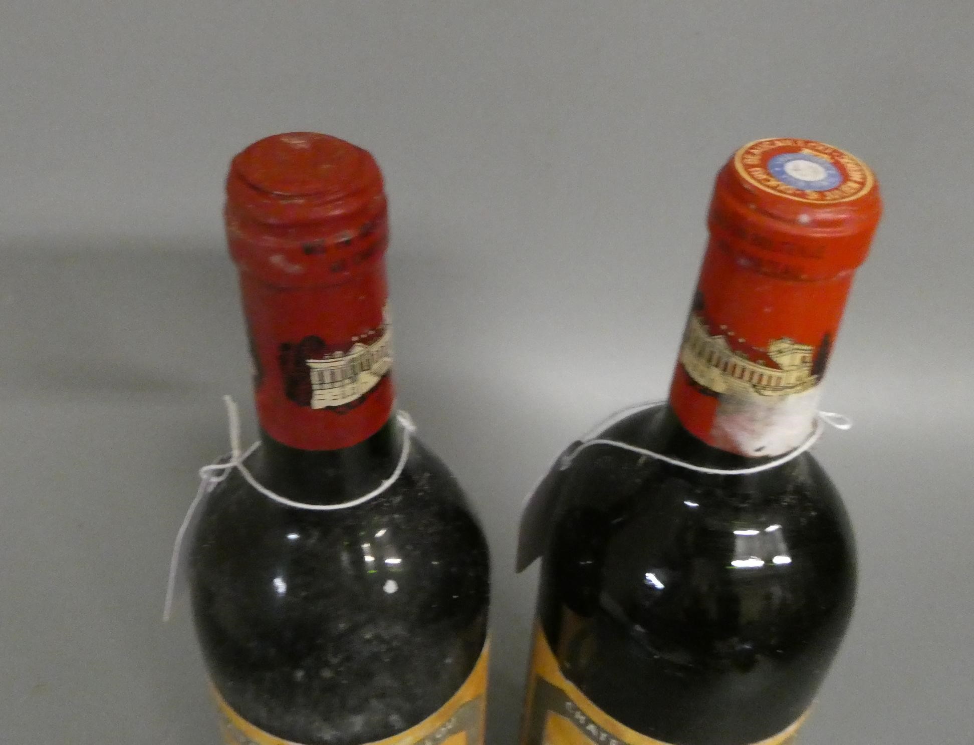 2 bottles Cheateau Ducru-Beaucaillou, Saint-Julien, grand cru classe de medoc, comprising 1 1990 & 1 Image