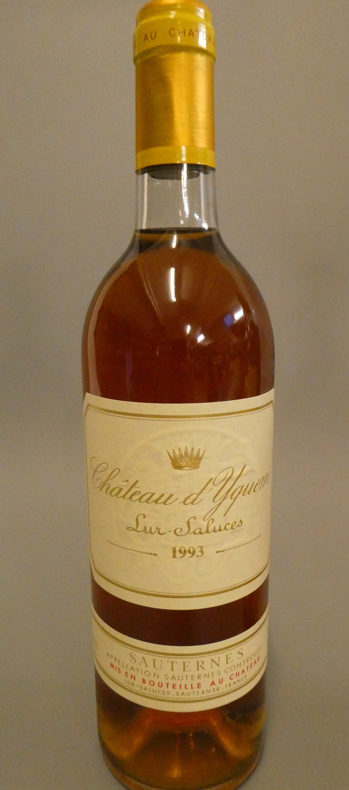1 bottle Chateau Yquem, 1993, Sur-Saluces, sauternes (Est. plus 24% premium inc. VAT) Image