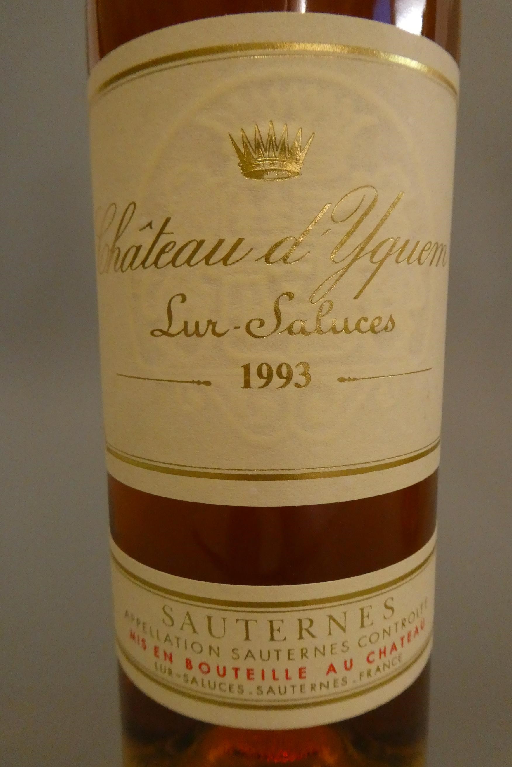 1 bottle Chateau Yquem, 1993, Sur-Saluces, sauternes (Est. plus 24% premium inc. VAT) Image