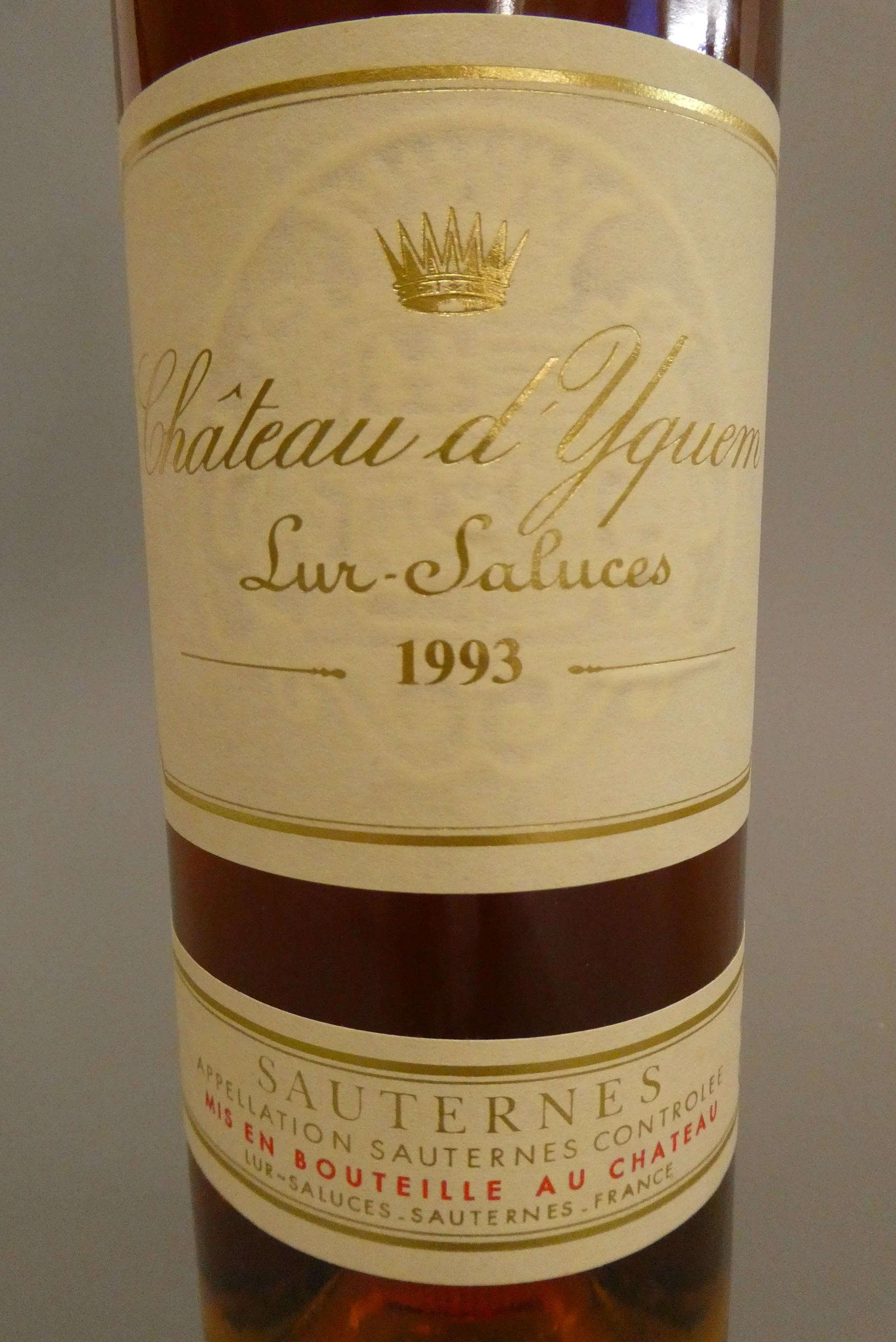 1 bottle Chateau Yquem, 1993, Sur-Saluces, sauternes (Est. plus 24% premium inc. VAT) Image