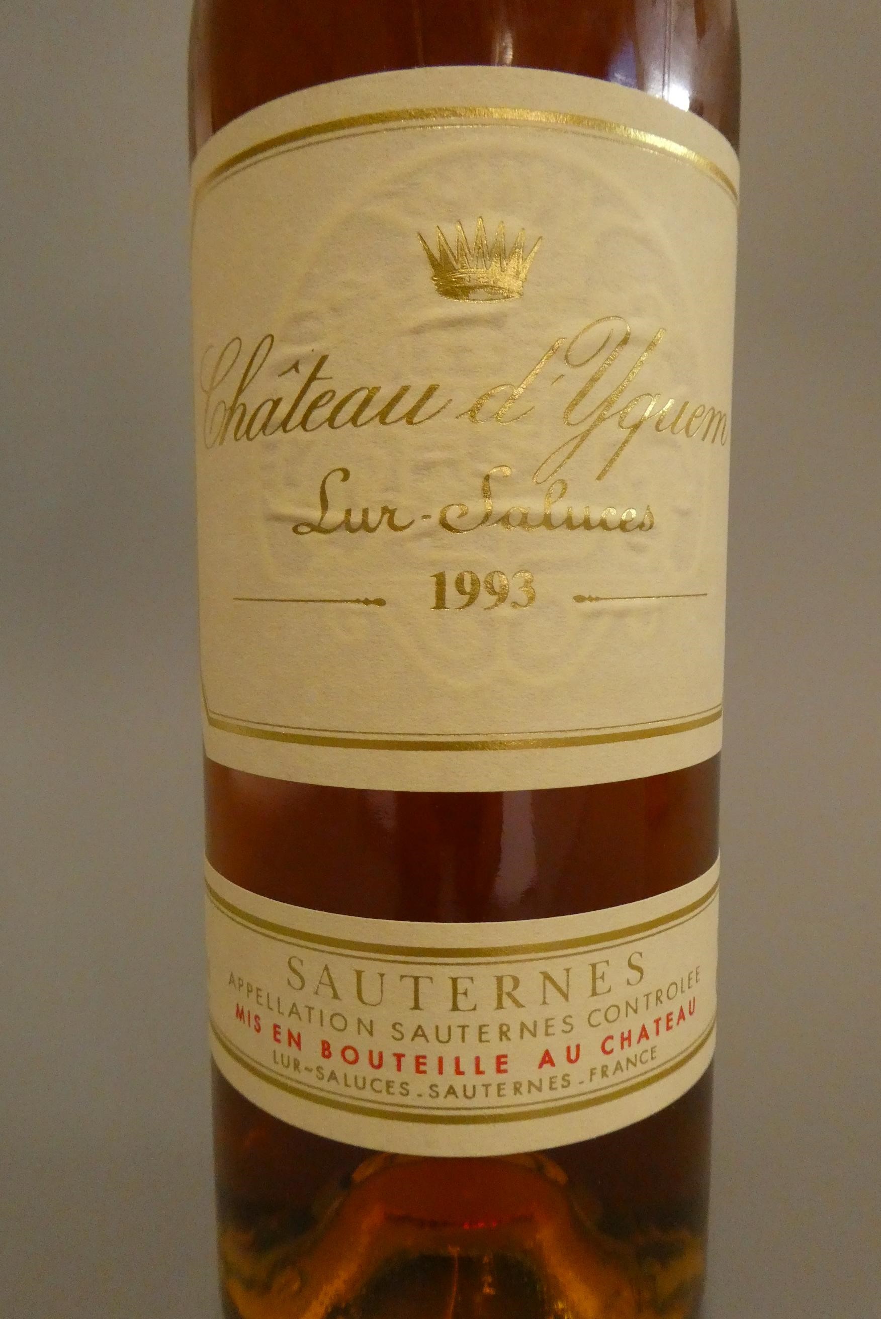 1 bottle Chateau Yquem, 1993, Sur-Saluces, sauternes (Est. plus 24% premium inc. VAT) Image