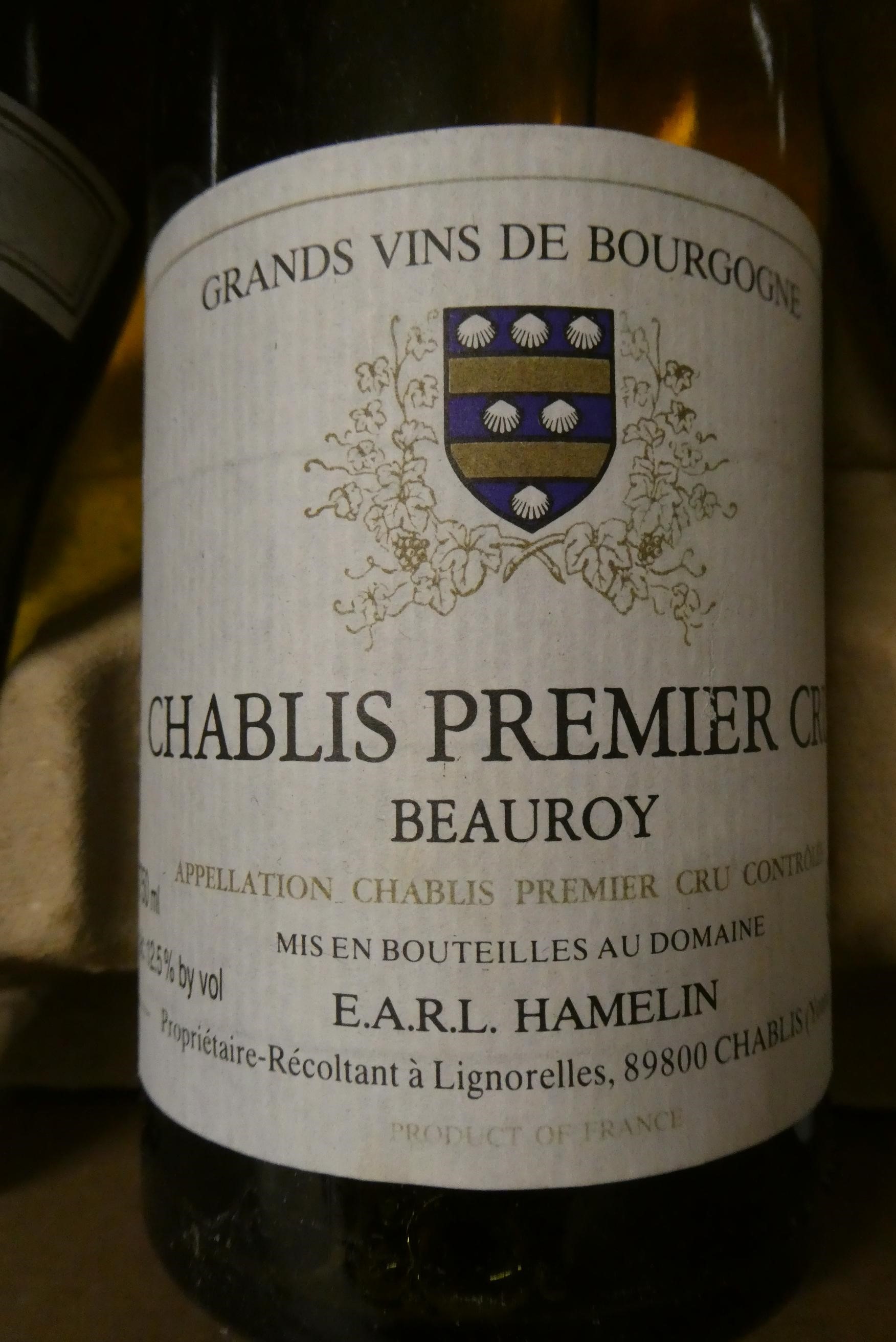 6 bottles of white burgundy, comprising 4 Chablis Premier Cru, 1995, Beauroy, Hamelin, & 2 Image