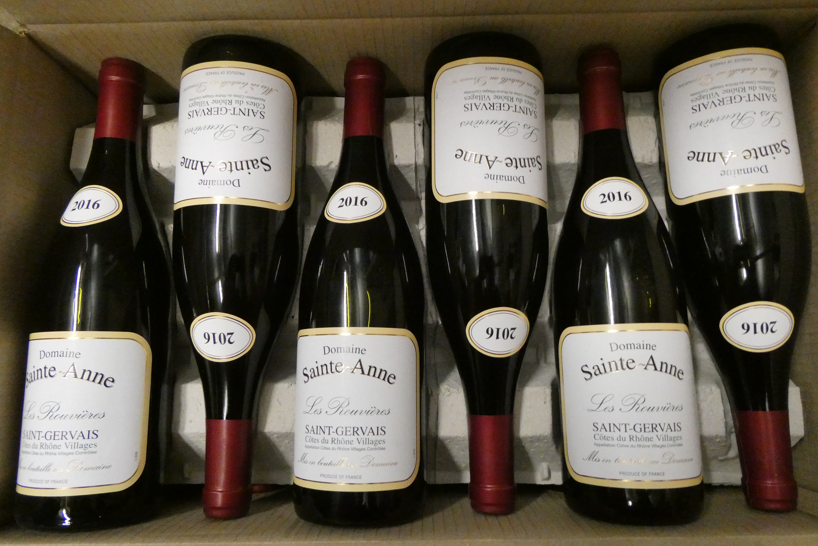 12 bottles Domaine Sainte-Anne, Les Rouvieres, 2016, Saint-Gervais, Cotes du Rhone Villages, OC Image