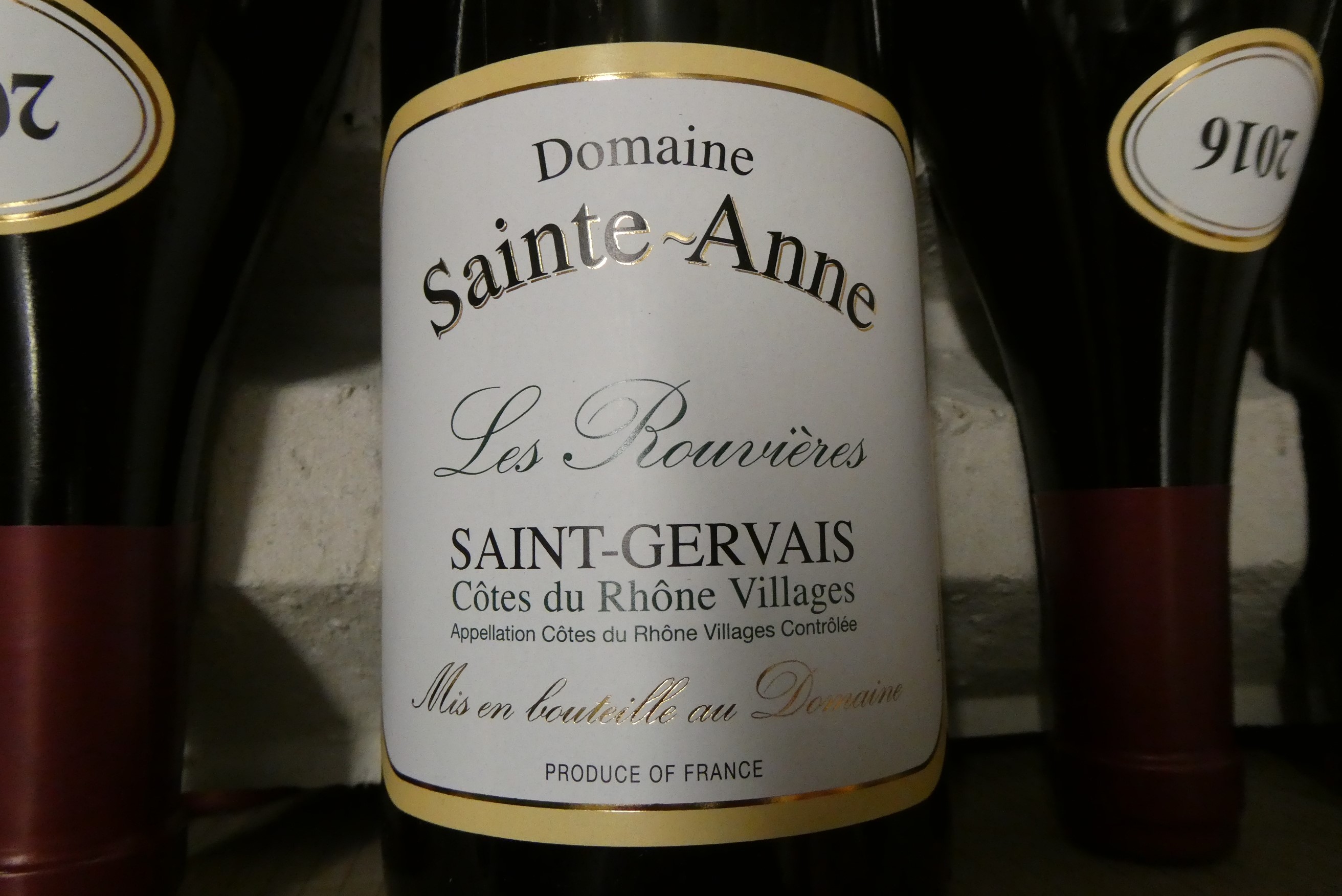 12 bottles Domaine Sainte-Anne, Les Rouvieres, 2016, Saint-Gervais, Cotes du Rhone Villages, OC Image