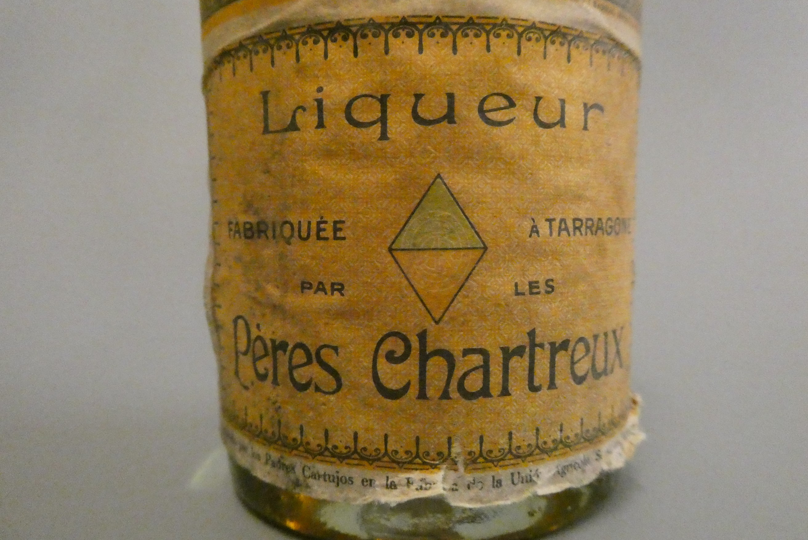 1 bottle Yellow Chartreuse, L. Garnier, early bottling (Est. plus 24% premium inc. VAT) Image