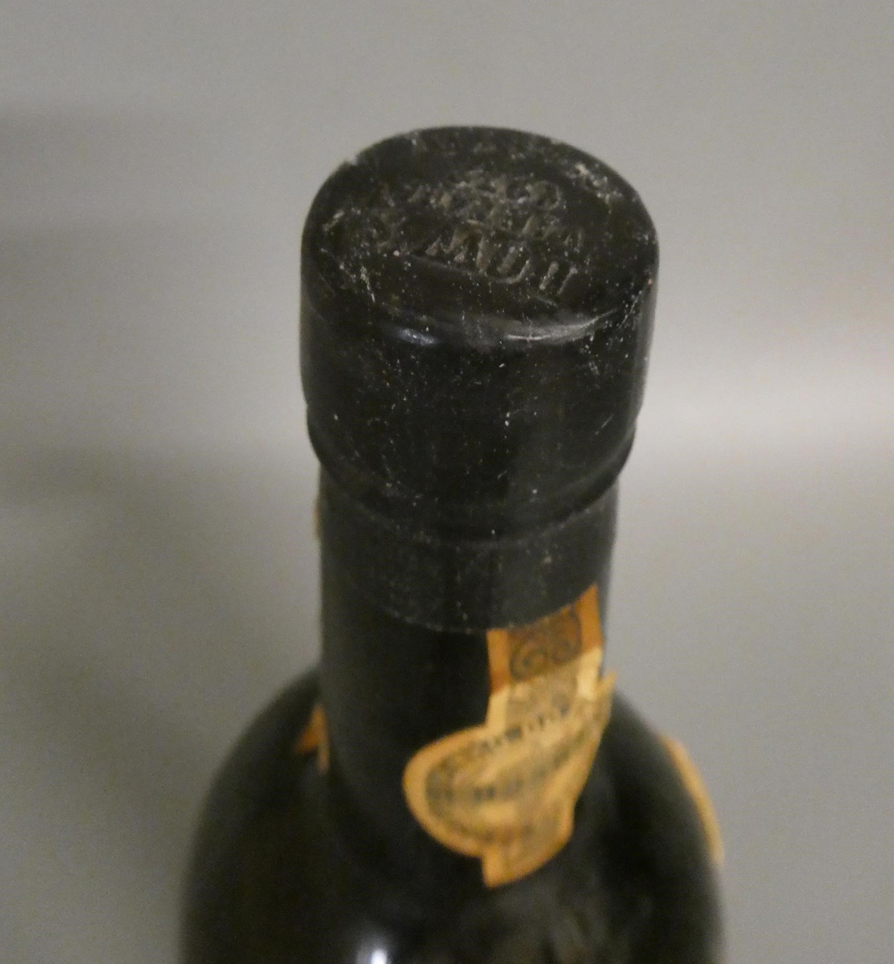 1 bottle Dow's 1972 vintage port (Est. plus 24% premium inc. VAT) Image