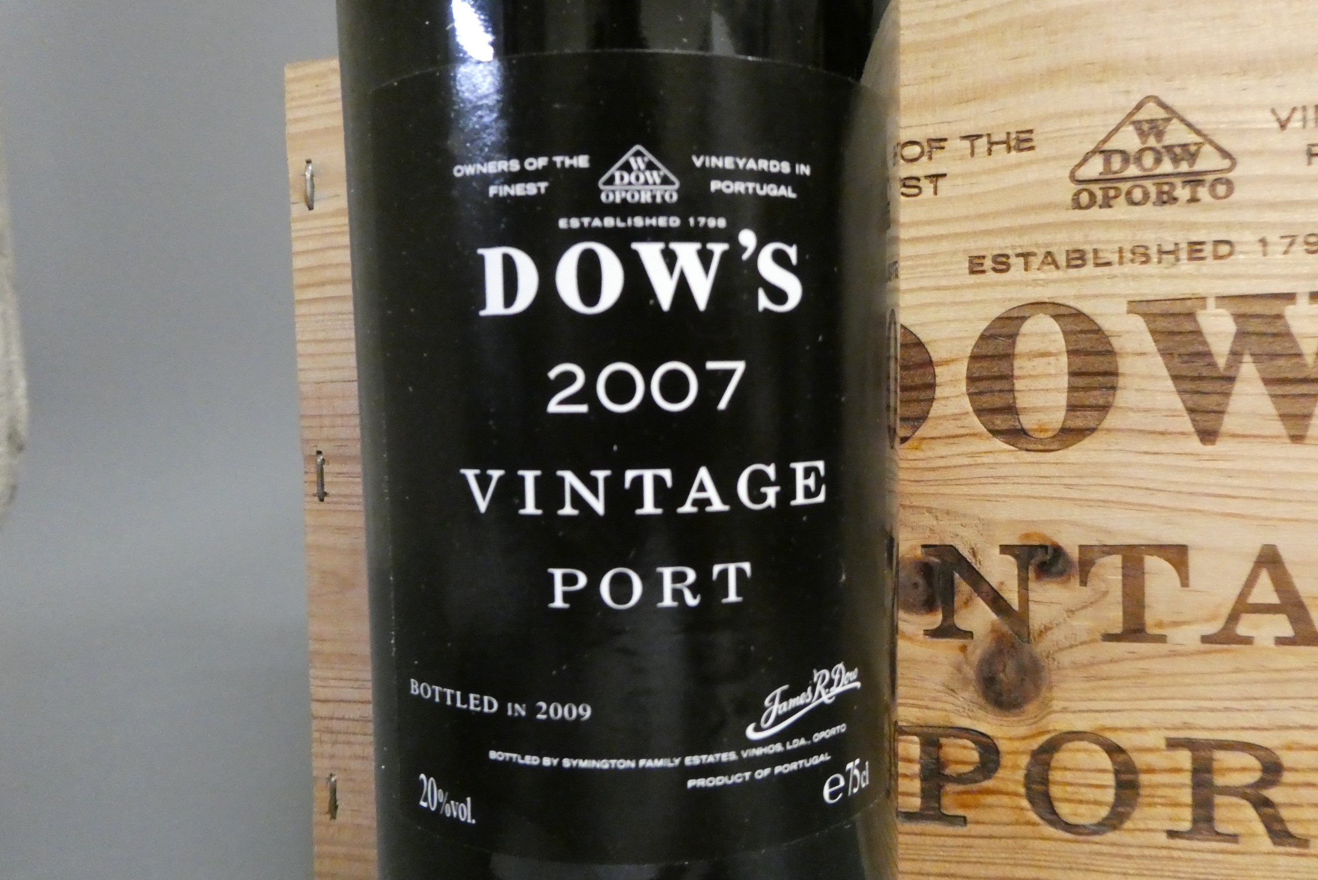 6 bottles Dow's 2007 vintage port, OWC (Est. plus 24% premium inc. VAT) Image