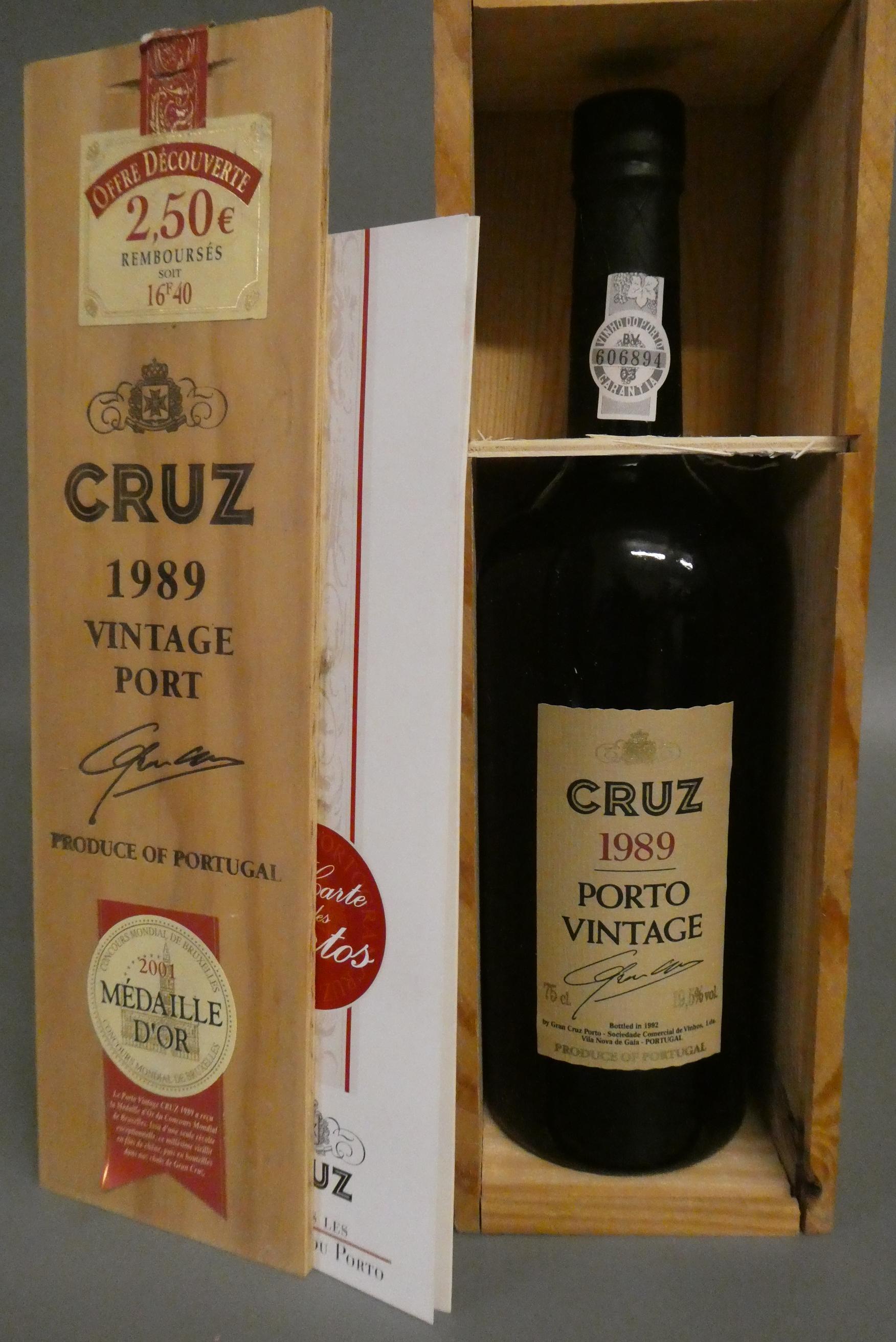 1 bottle Cruz 1989 vintage port, OWB (Est. plus 24% premium inc. VAT) Image