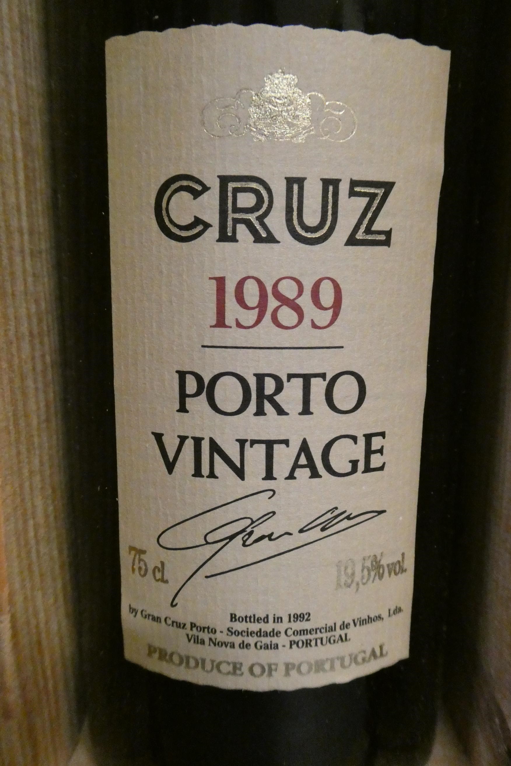 1 bottle Cruz 1989 vintage port, OWB (Est. plus 24% premium inc. VAT) Image