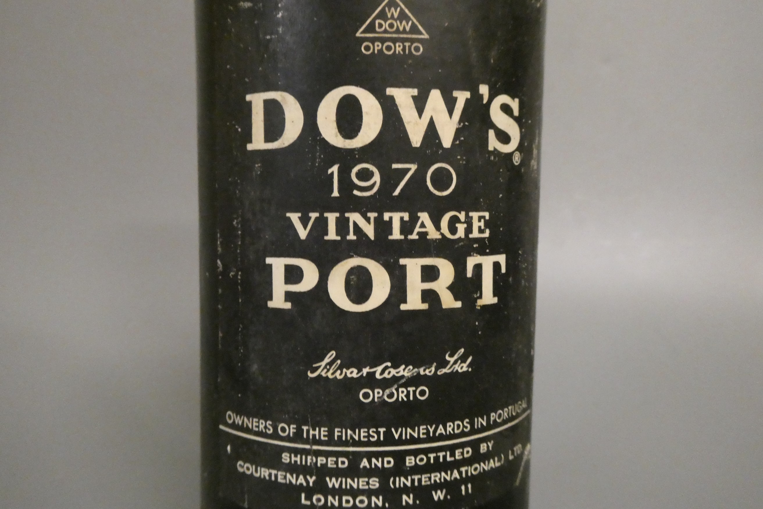 1 bottle Dow's 1970 vintage port (Est. plus 24% premium inc. VAT) Image