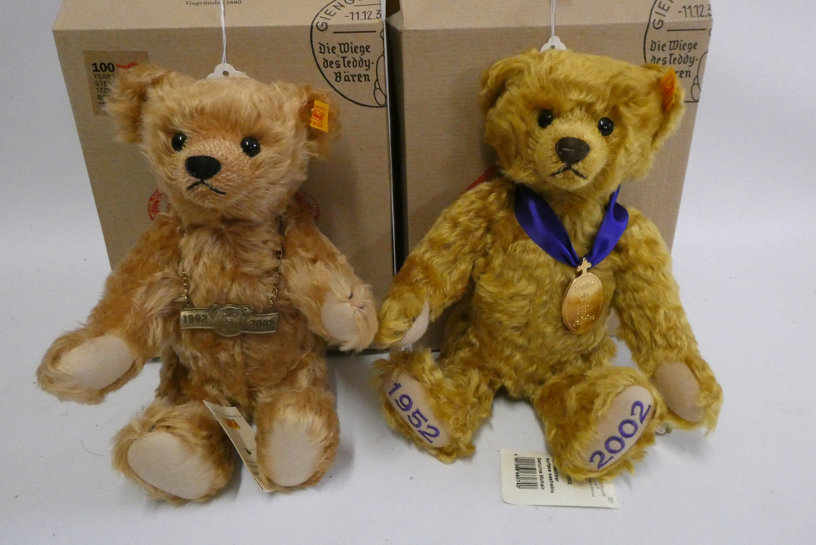 Two boxed Steiff bears, comprising a 29cm Golden Jubilee bear and a 29cm growling 100 years of Image