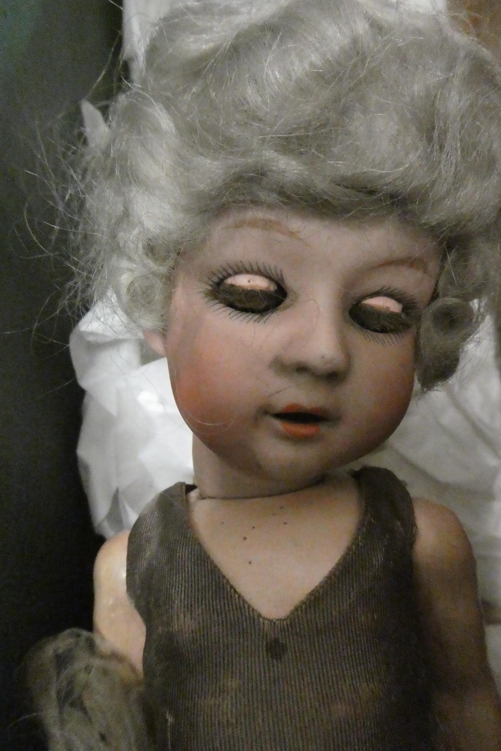 4 German bisque head dolls Image