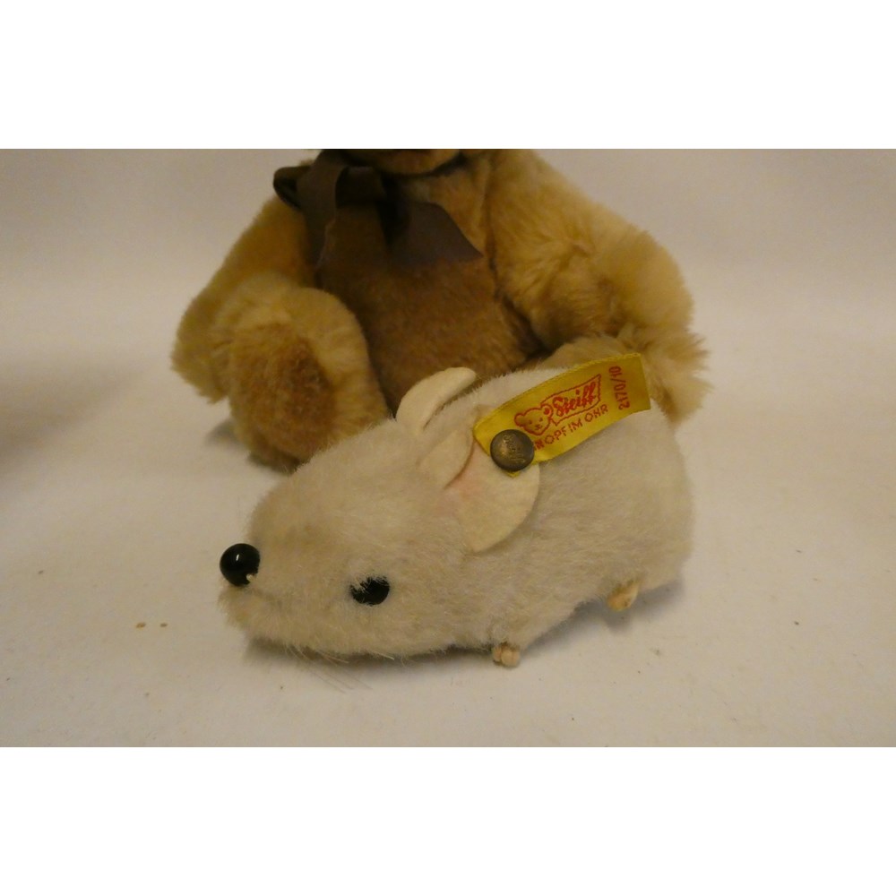 Four Steiff plush toys Image