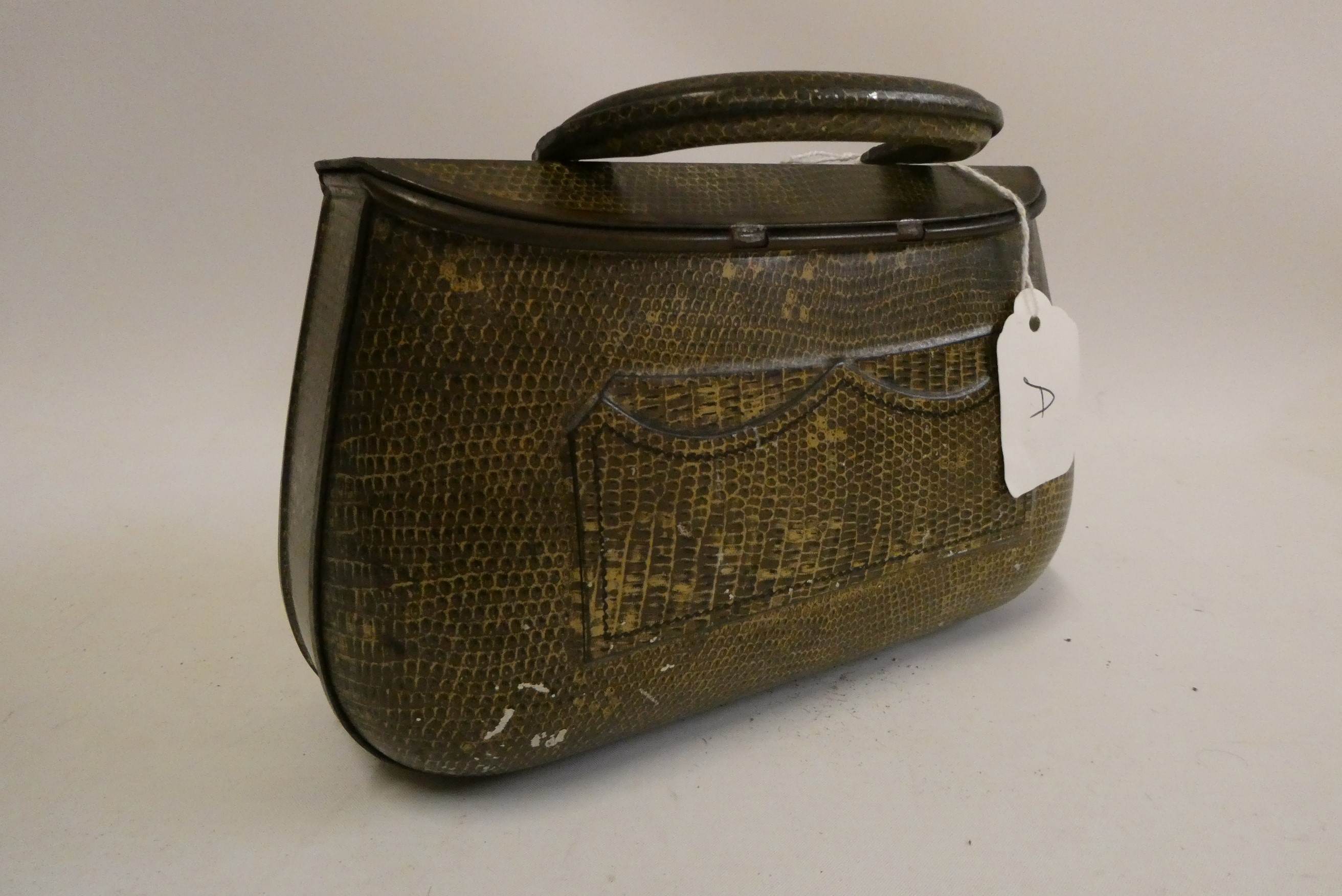 A Huntley & Palmers hand bag biscuit tin, Rd. No. 493911 Image