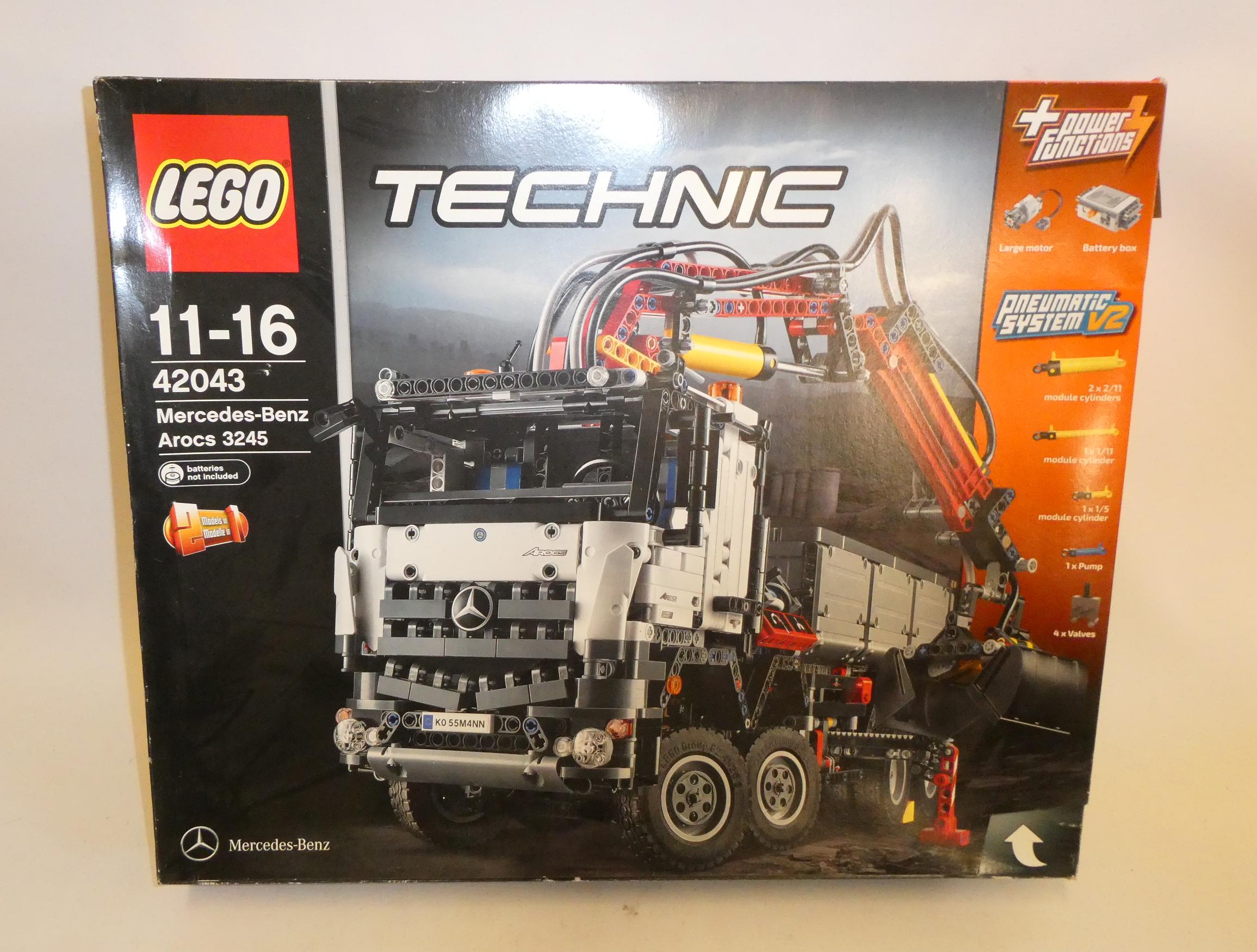 Lego Technic set 42043, Mercedes-Benz Arocs 3245, boxed Image