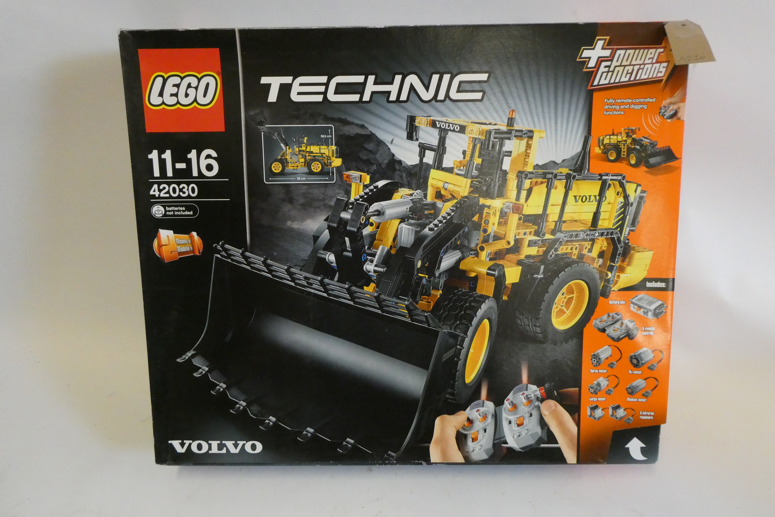 Lego Technic set 42030, Volvo L350F Wheel Loader, boxed Image