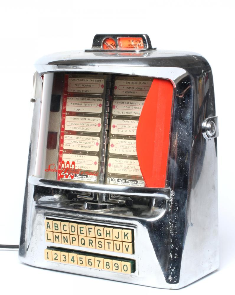 Seeburg Wall-O-Matic 200, with chromed metal case, light up display, plastic selector buttons and Image