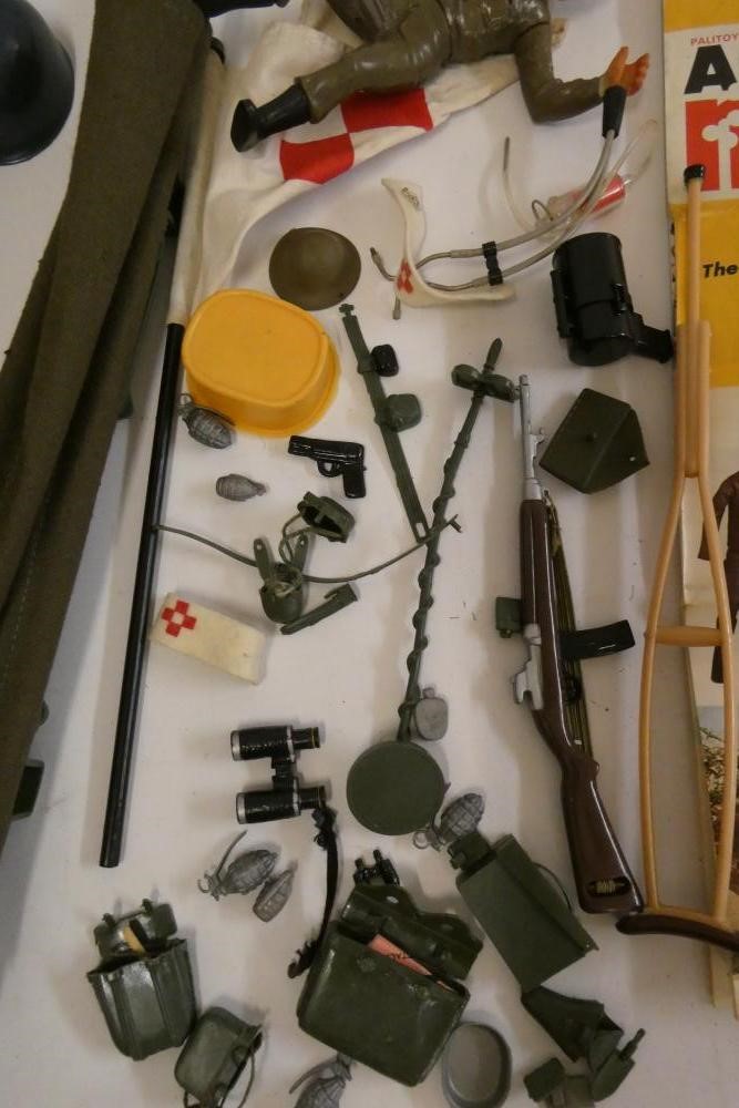 Action Man Action soldier, boxed, accessories and equipment manual, good playworn condition, box AF Image