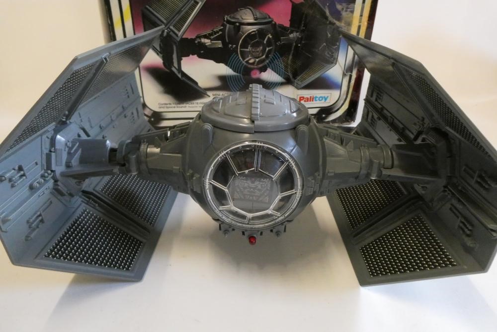 Star Wars Darth Vader Tie Fighter, vehicle good, box af Image