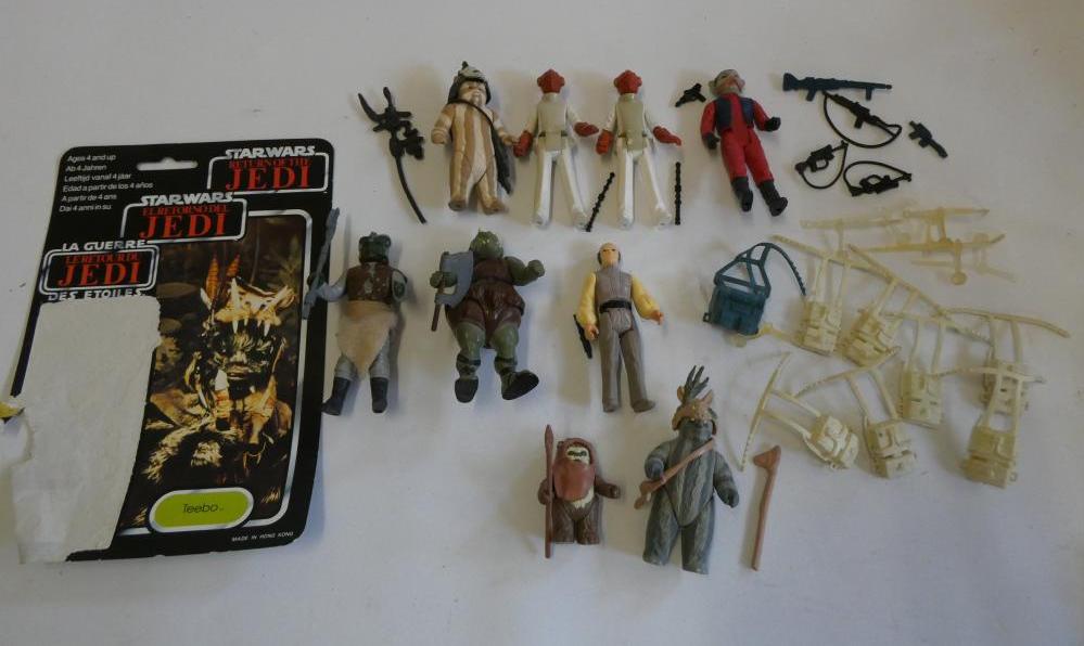 9 Star Wars figures and accessories, comprising Lobot, Teebo with card, Wicket, Logray, 2 Admiral Image