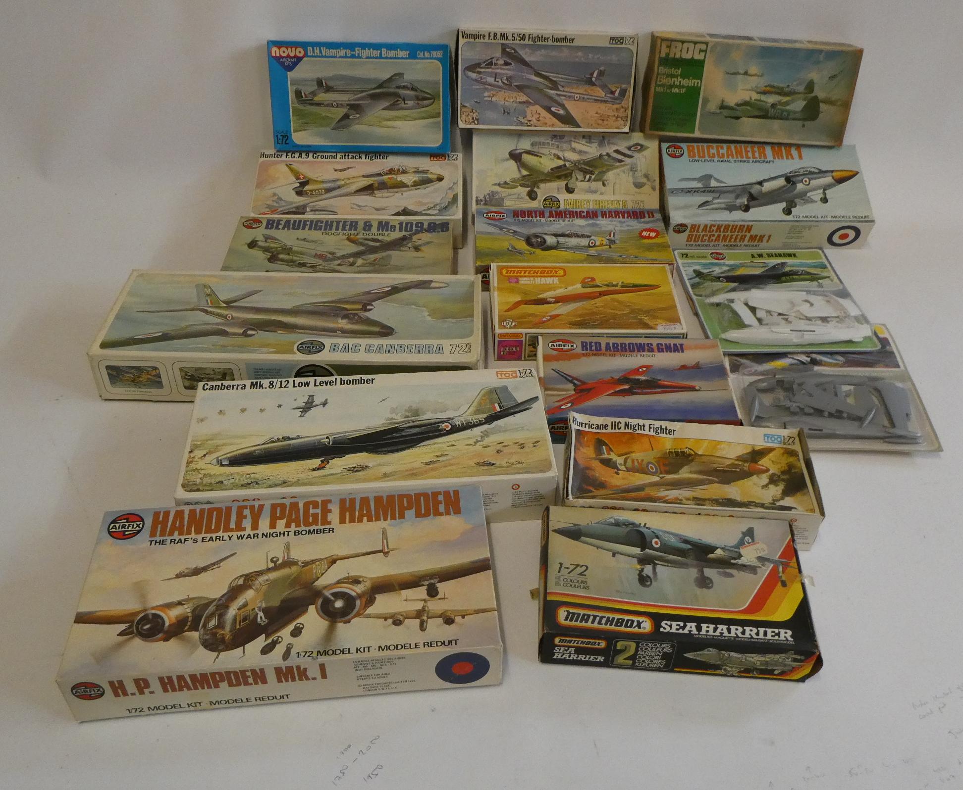 Seventeen plastic aircraft kits by Airfix and other makers, all items in good boxes, checked for Image