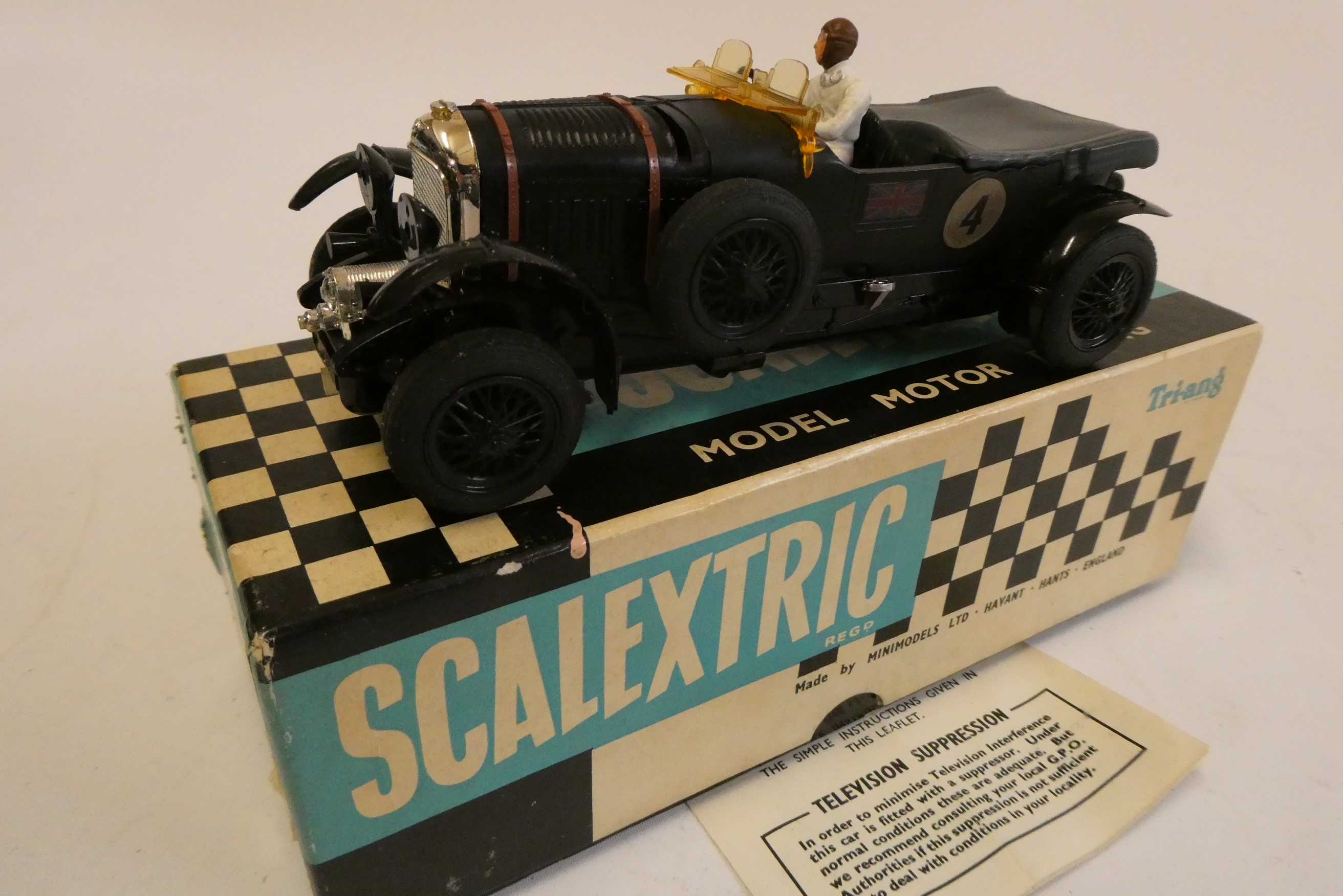 Early Scalextric Vintage Bentley race car finished in black, boxed, good to excellent Image