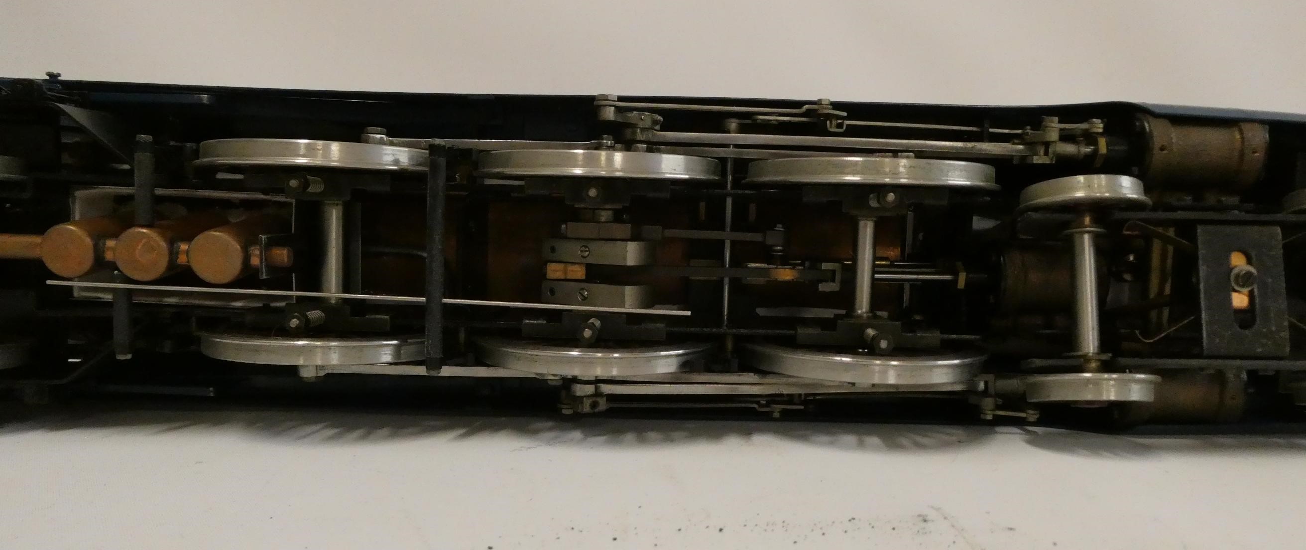 Fulgurex/Aster Gauge 1 LNER A4 locomotive Mallard finished in LNER blue with valanced covered valve Image