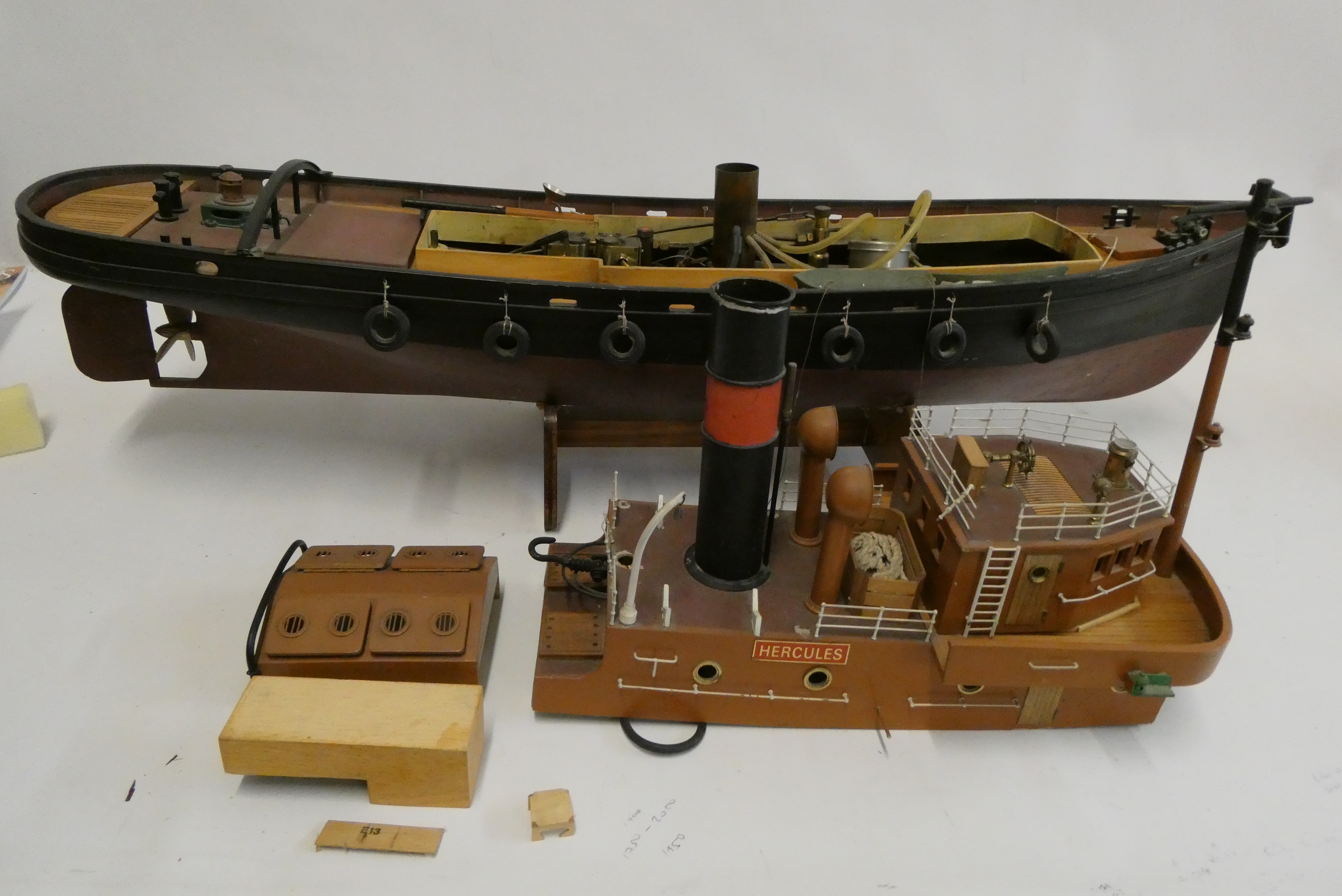 Live steam London tug fitted with twin cylinder reversing Image