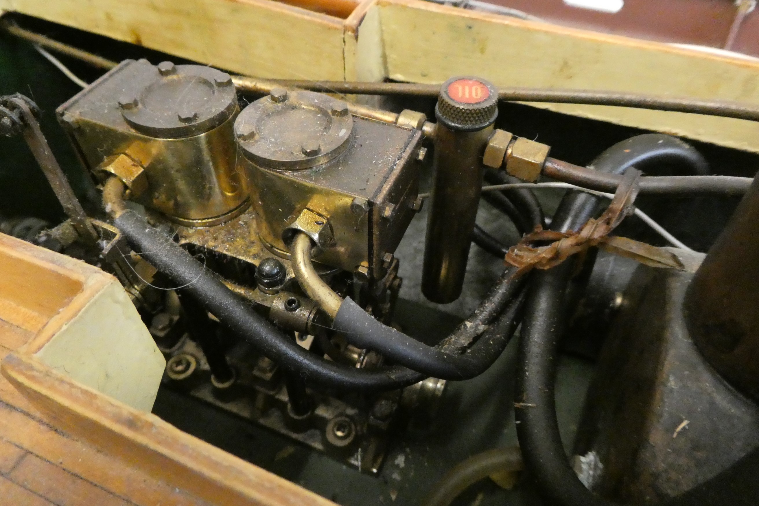 Live steam London tug fitted with twin cylinder reversing Image
