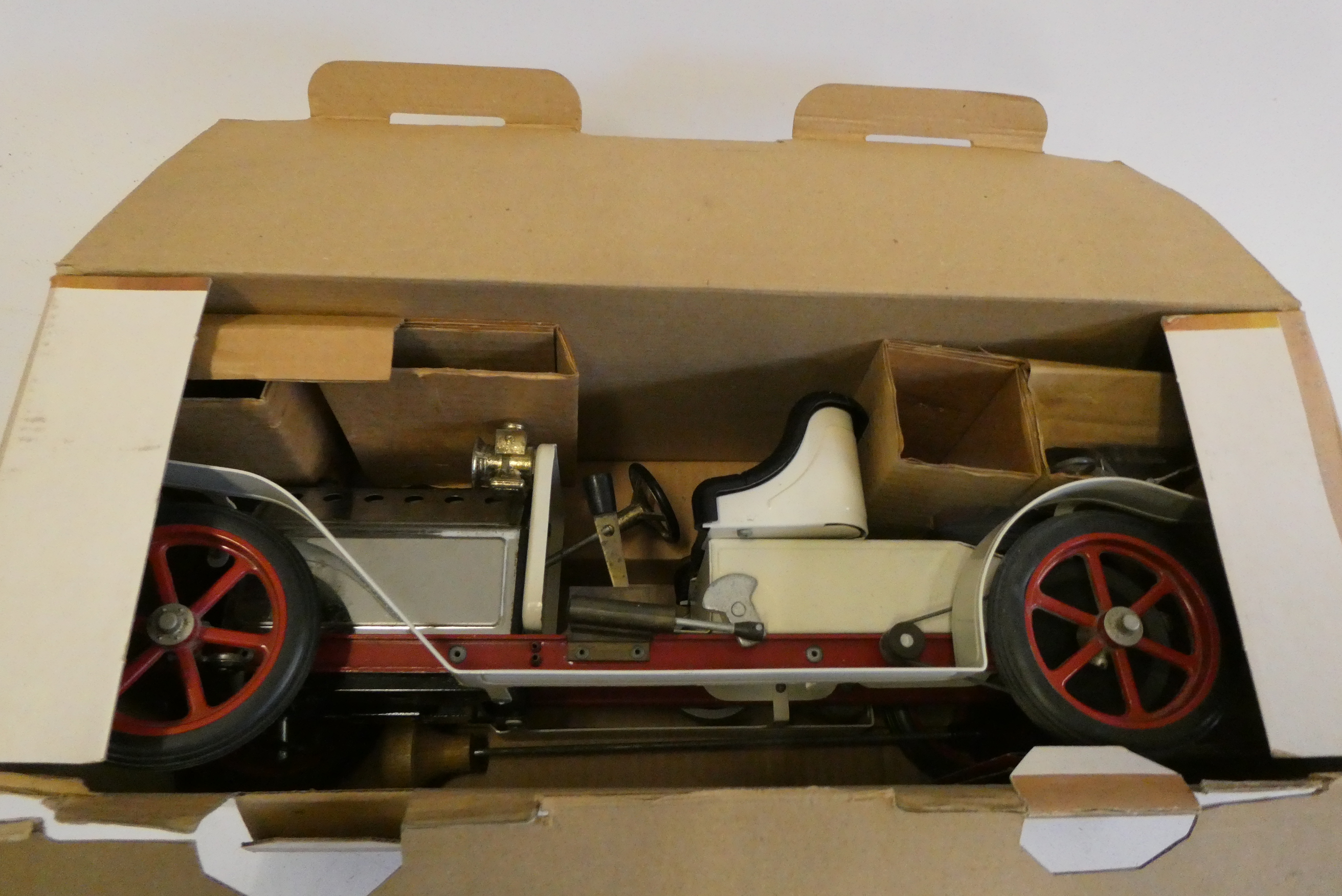 Mamod Steam Roadster SA1, boxed with accessories, model show signs of little or no use, some storage Image