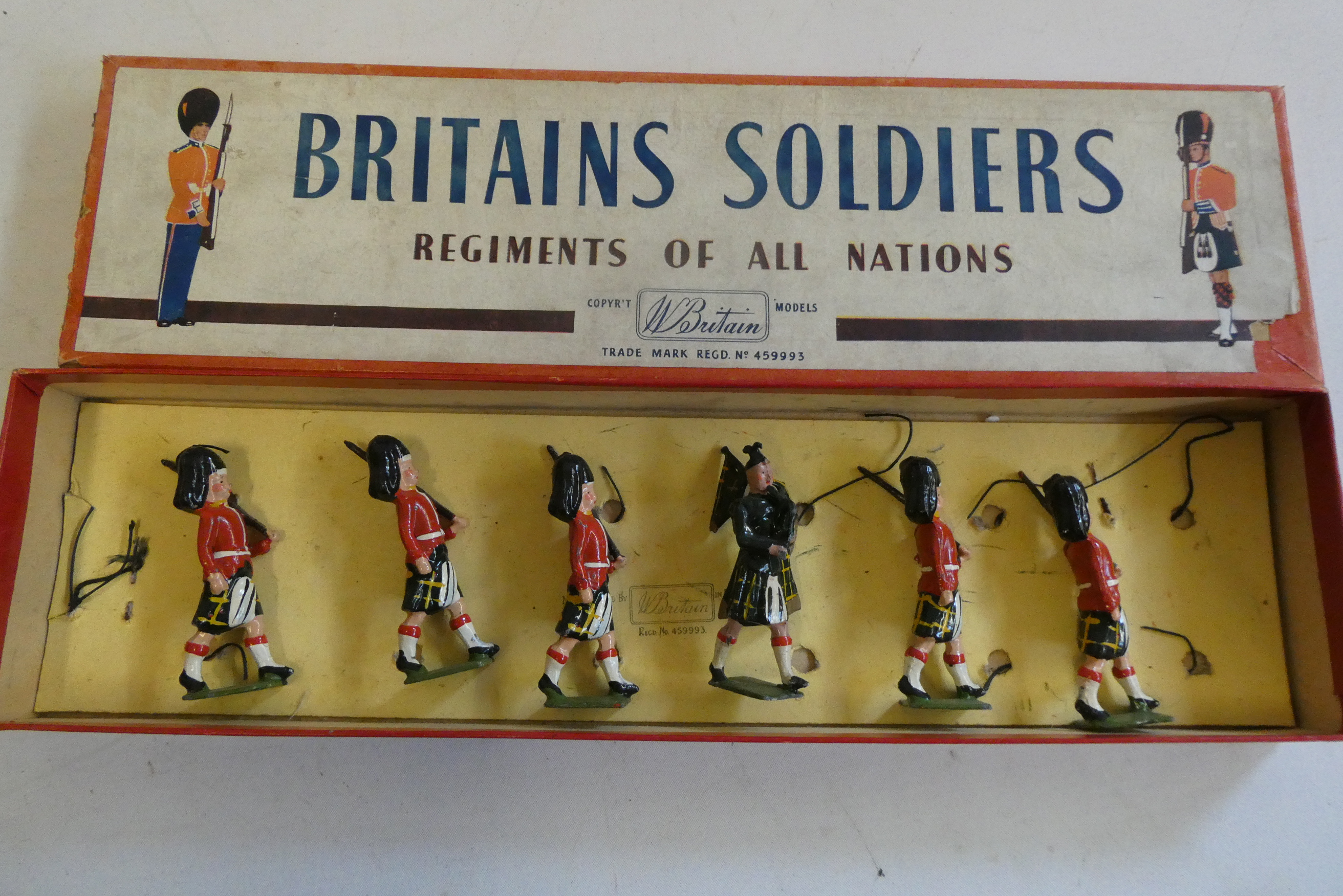 Britains post war Gordon Highlanders No77, boxed, good to excellent Image