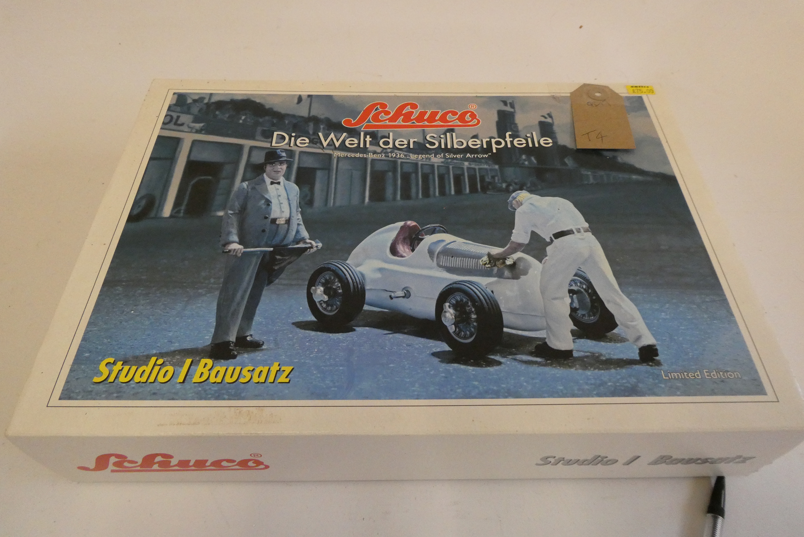Schuco Di Welt der Silberpfile Mercedes - Benz 1936 Silver Arrow, late issue boxed, Excellent to Image