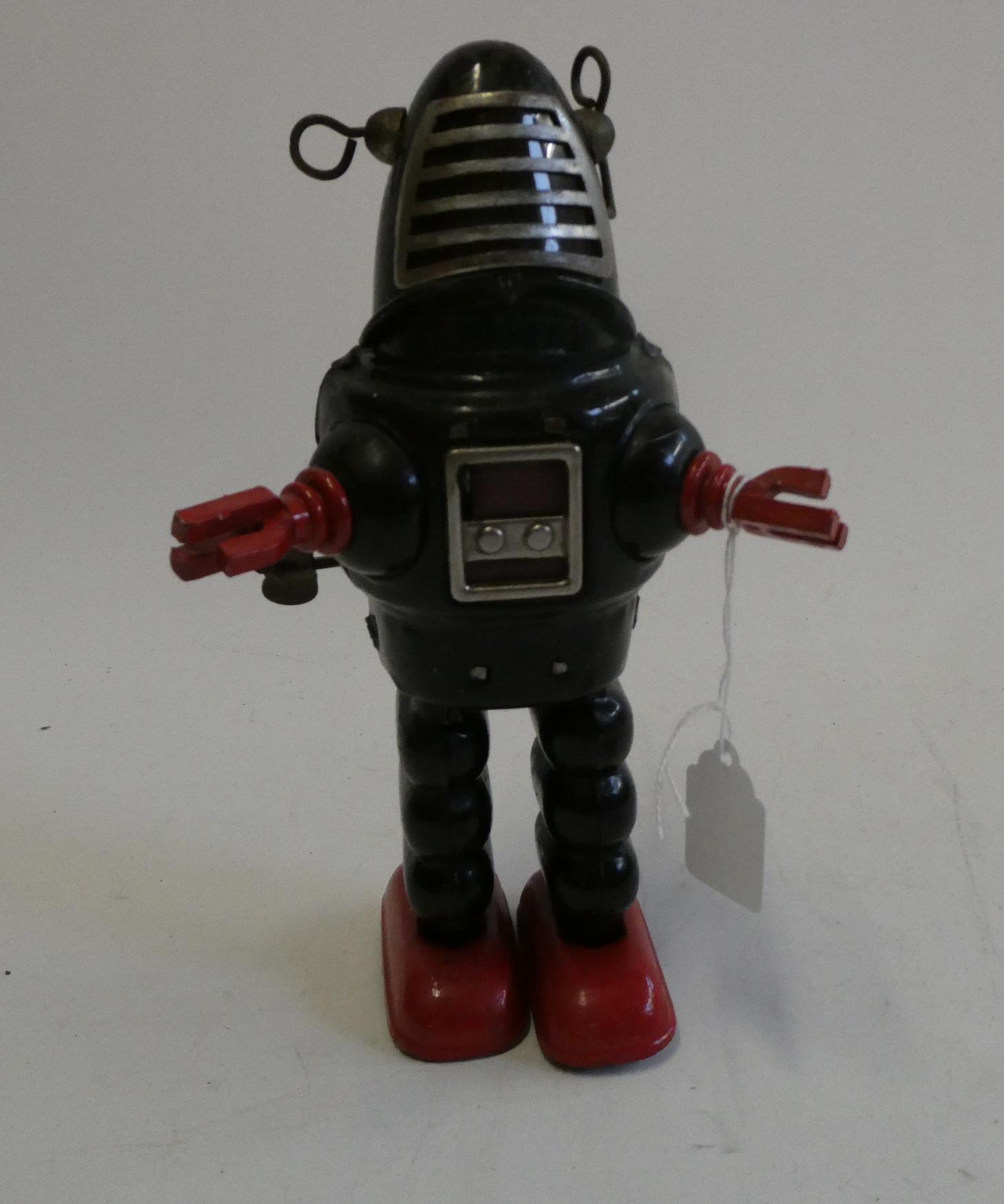 Nomura (TN) clockwork Robby the Robot from TV series The Forbidden Planet, some minor rusting under Image