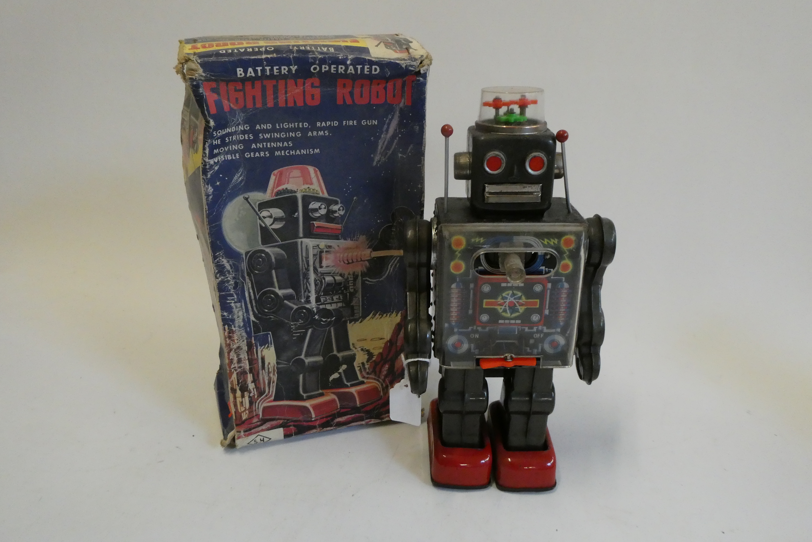 Horikawa (ST) Japan battery operated Fighting Robot, bodywork in good+ condition. Test in good Image