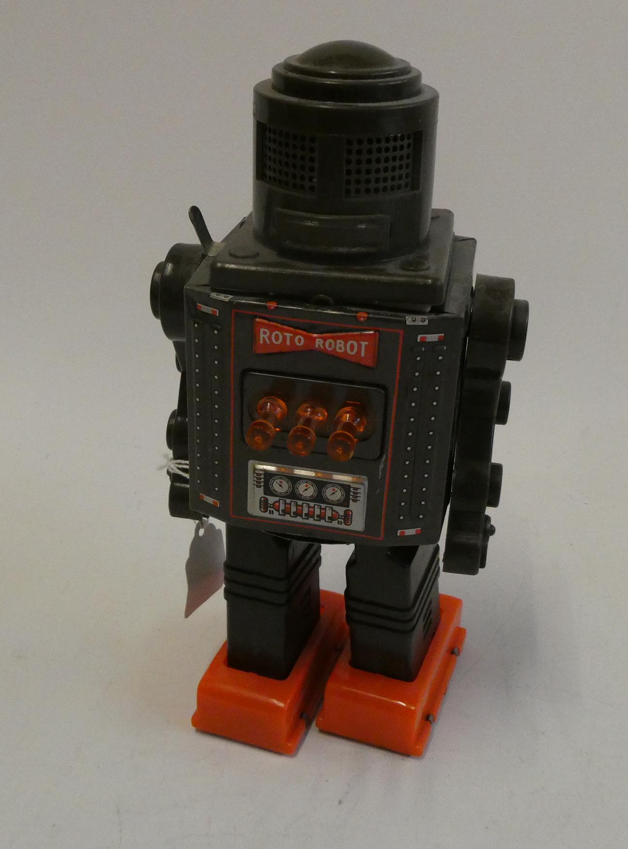 Honkawa (SH) battery operated Roto robot,tin and plastic construction, no response when batteries Image