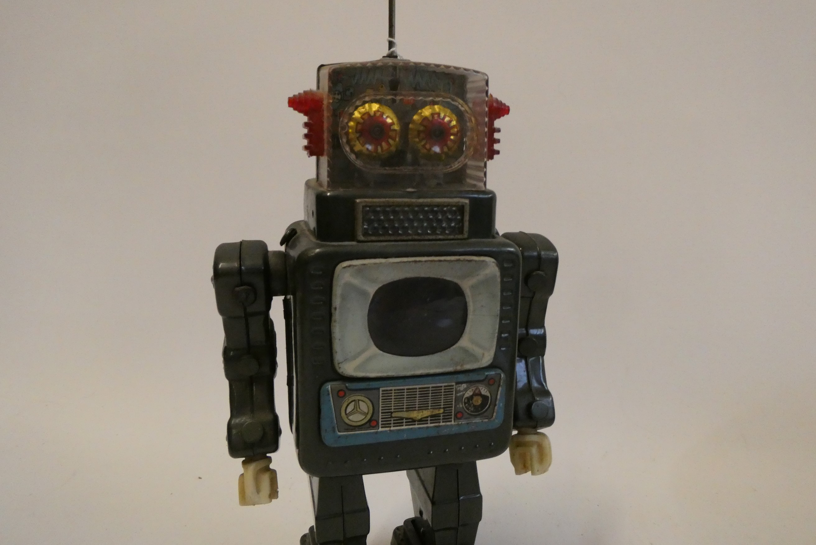 ALPS Battery operated TV robot, tested in working order with entertaining action, bodywork has some Image