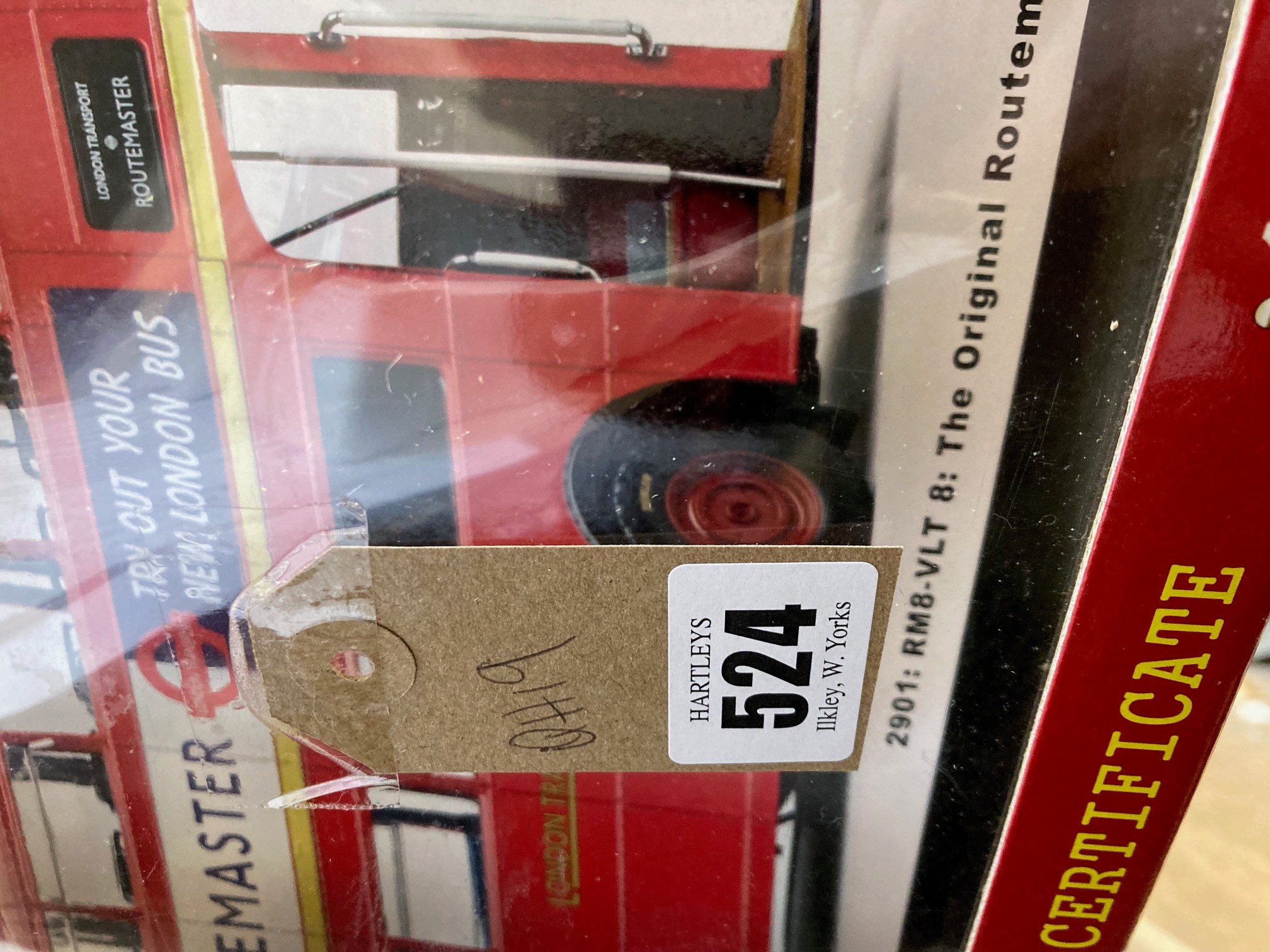 Sunstar Routemaster London bus In 1/24th scale, boxed, excellent Image