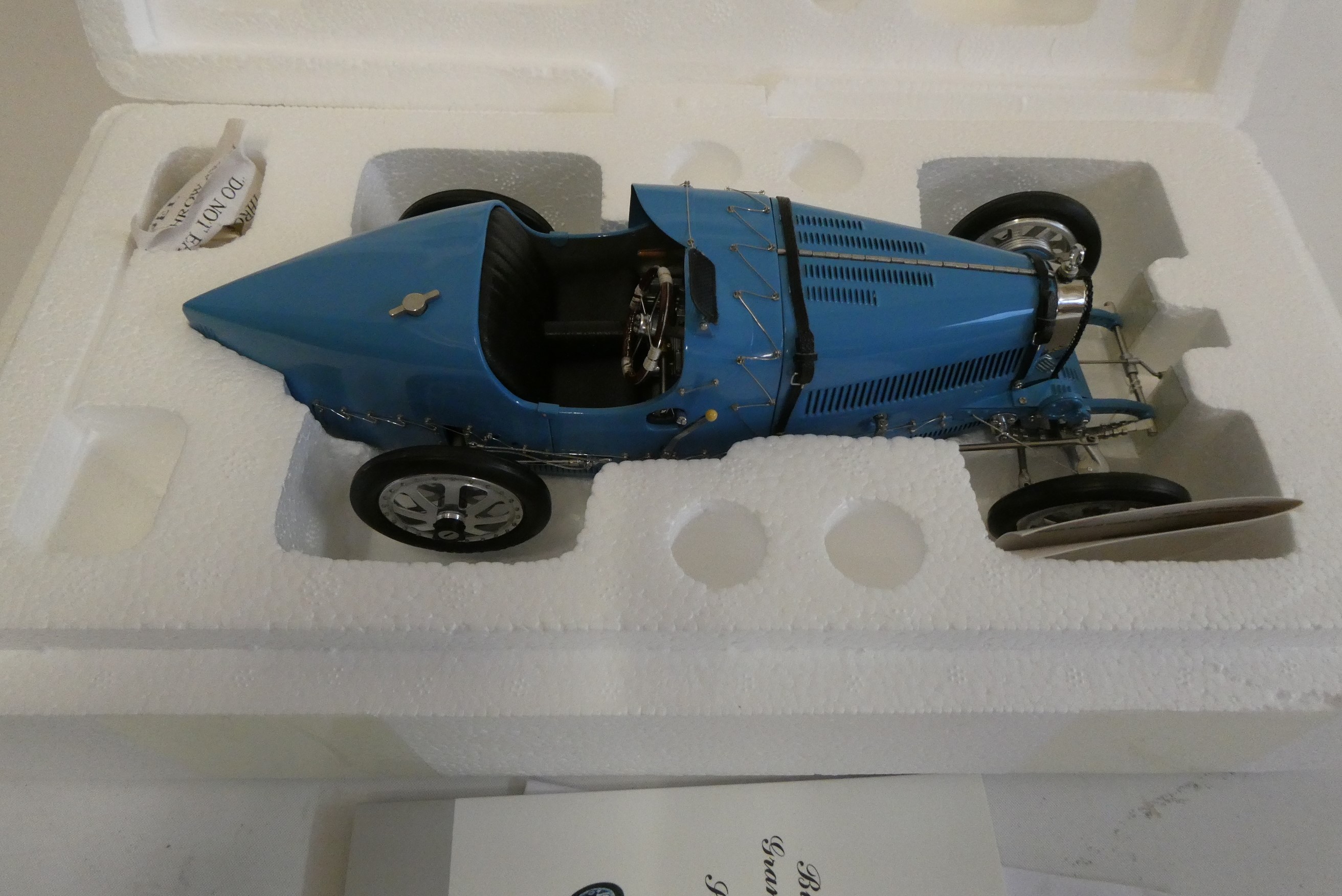 CMC Models 1:18th Bugatti Type 35 Grand Prix 1928, boxed, excellent to mint Image